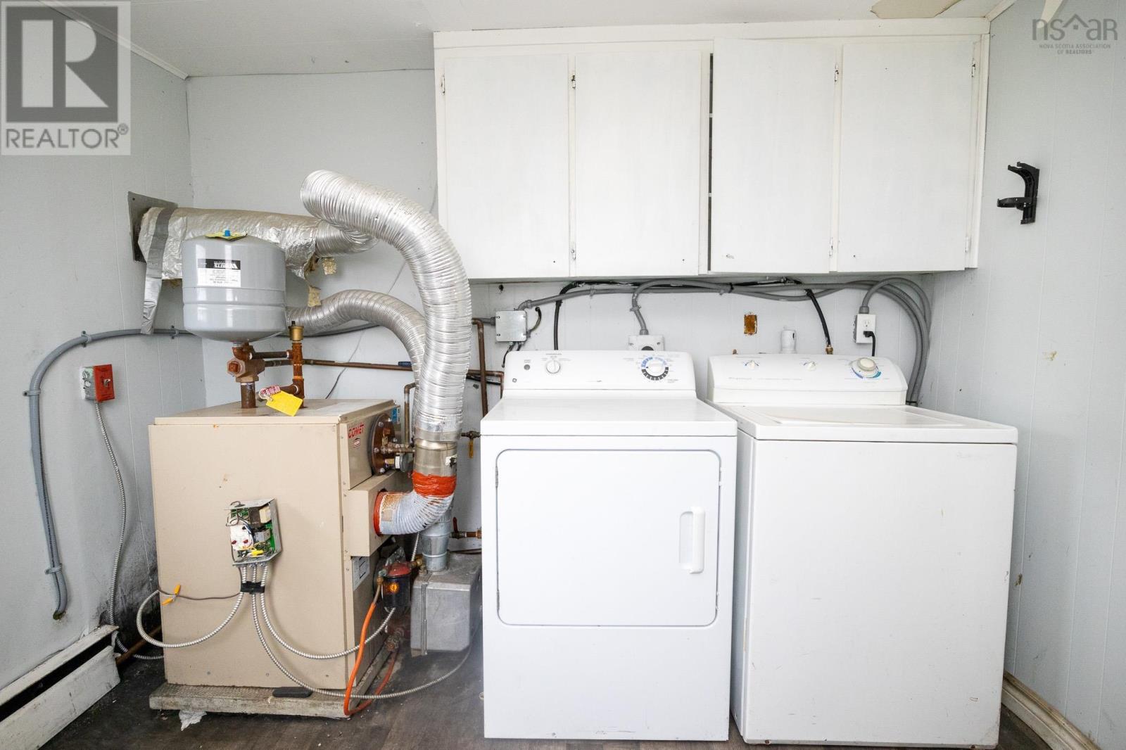 19/21 Tenth Street Property Photo 15