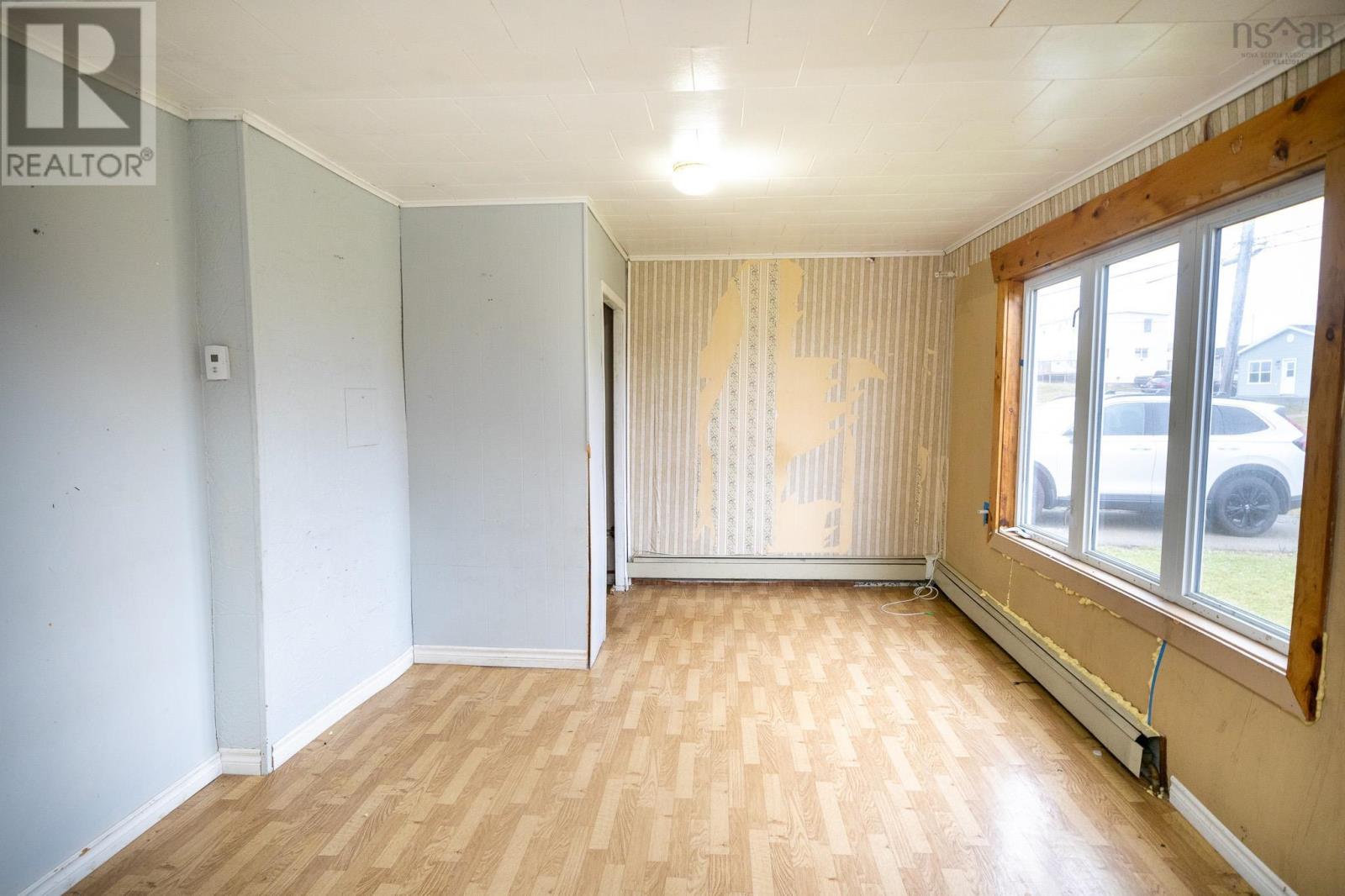 19/21 Tenth Street Property Photo 35