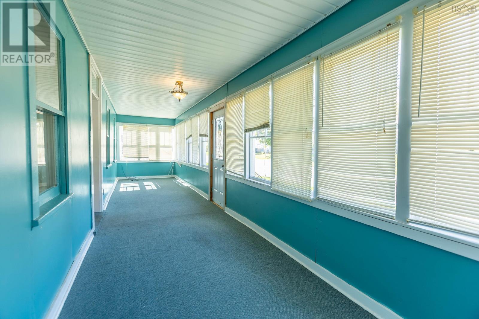 30 Victoria Street W Property Photo 15