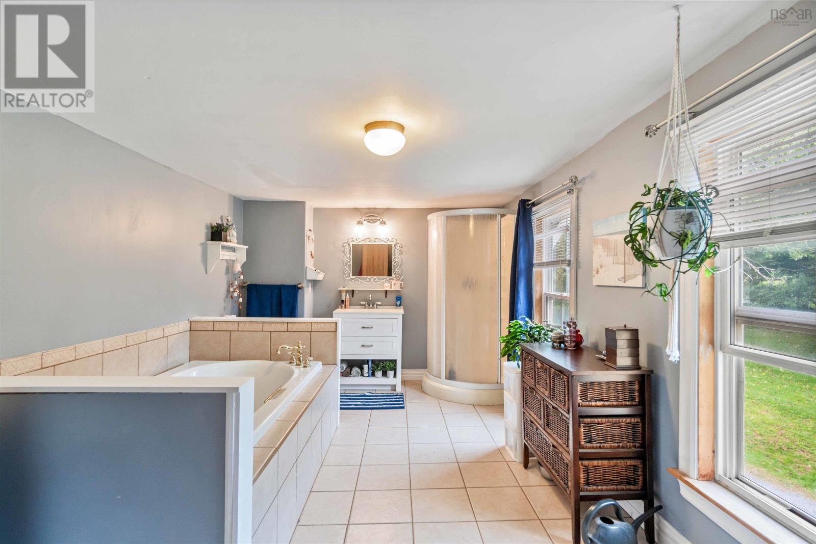 5042 Ns-1 Property Photo 14