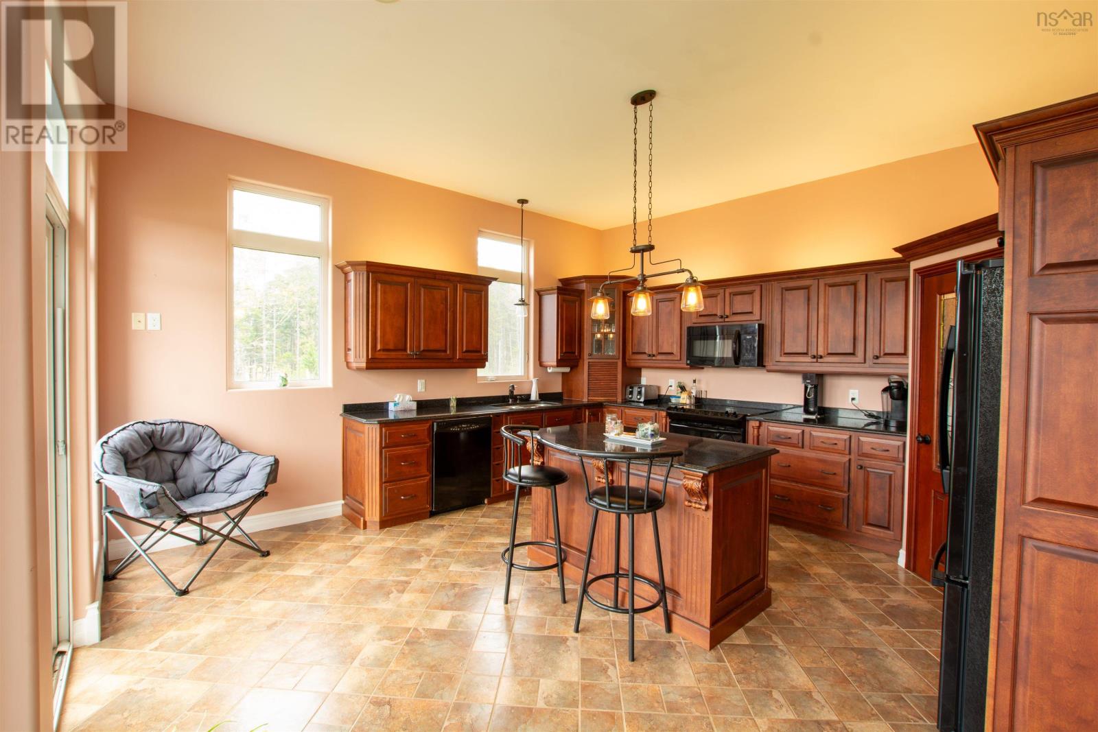 51 Doctors Lane Property Photo 18