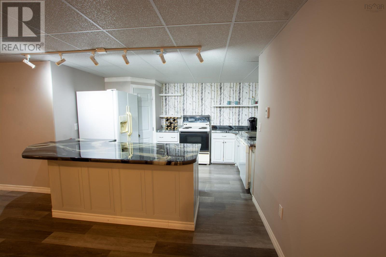51 Doctors Lane Property Photo 43