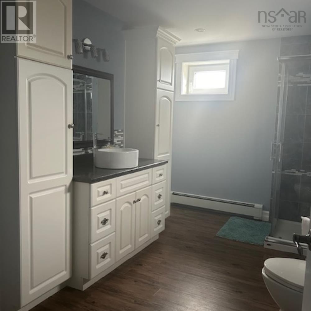 186 Point Aconi Road Property Photo 4