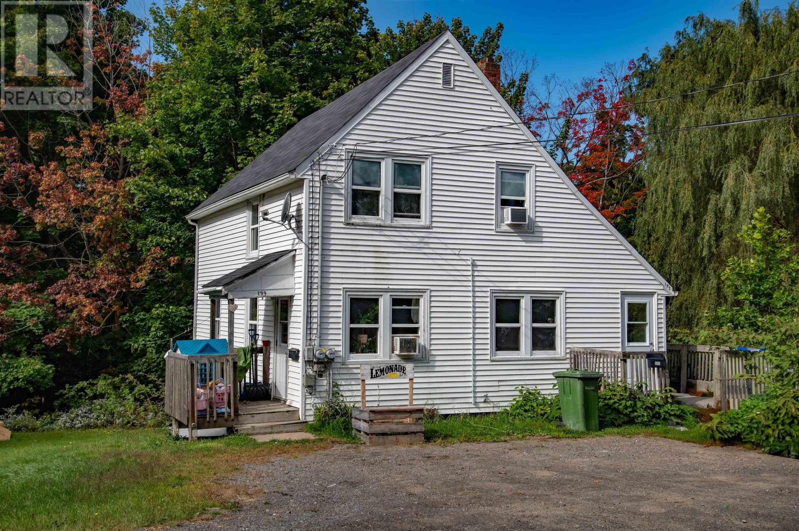 197+199 Canaan Ave Property Photo 1