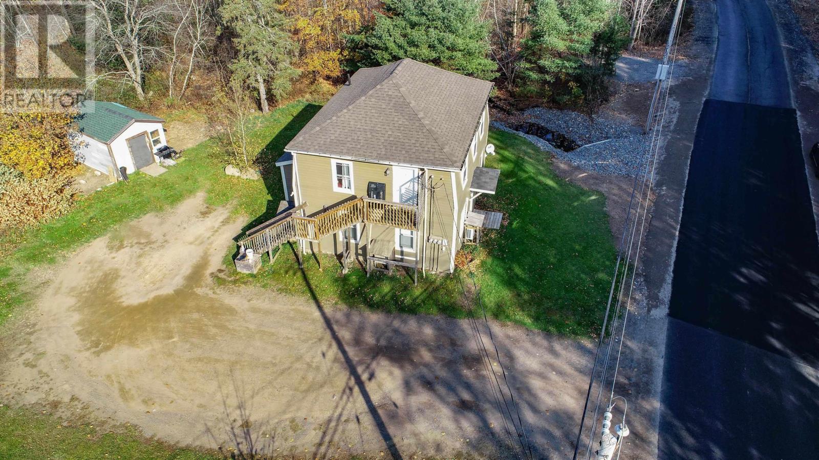 415 Canaan Avenue Property Photo 3
