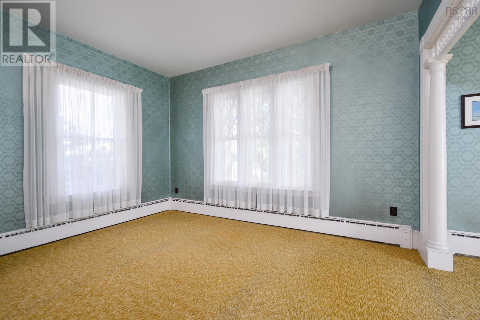 18 Park Street Property Photo 16