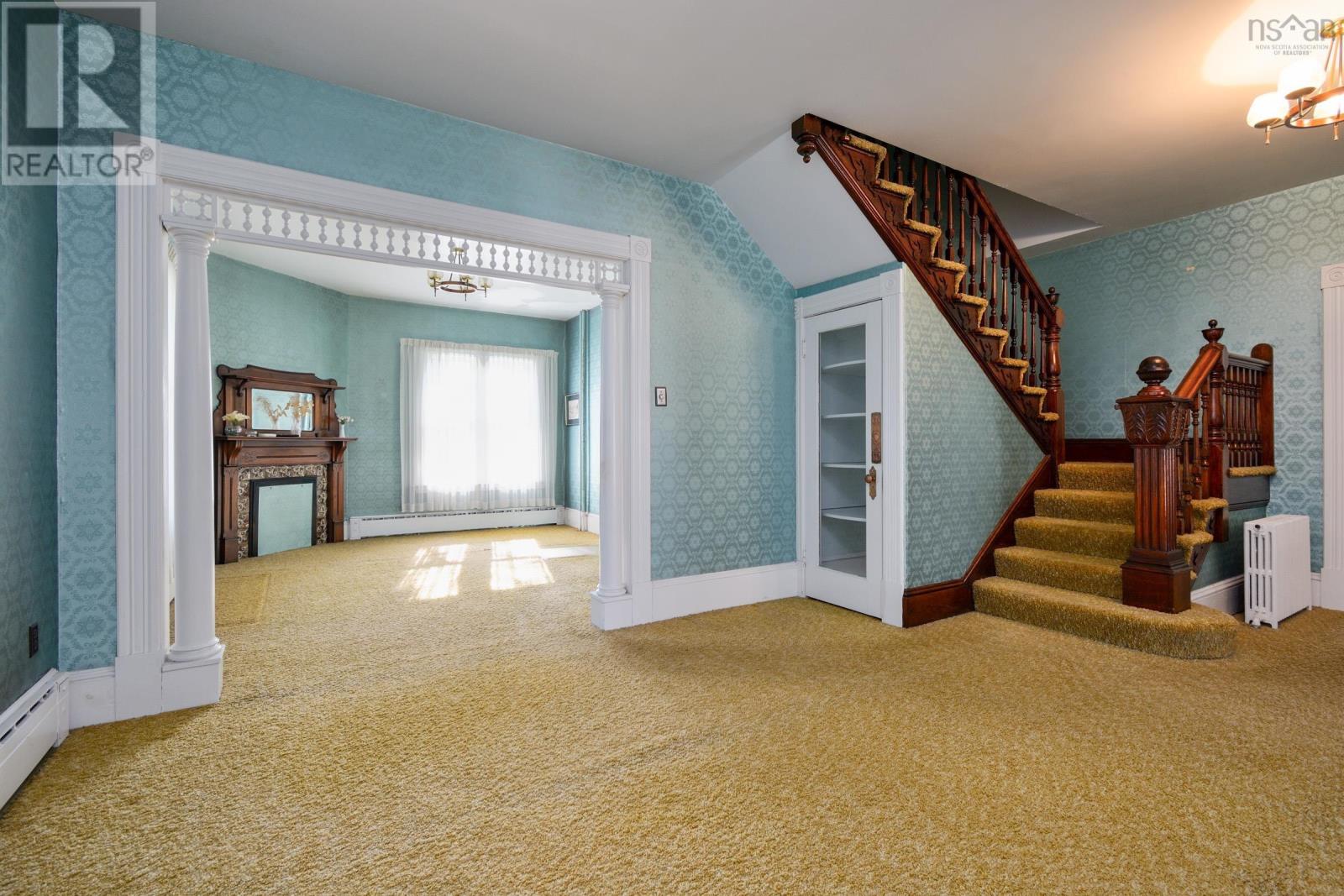 18 Park Street Property Photo 17