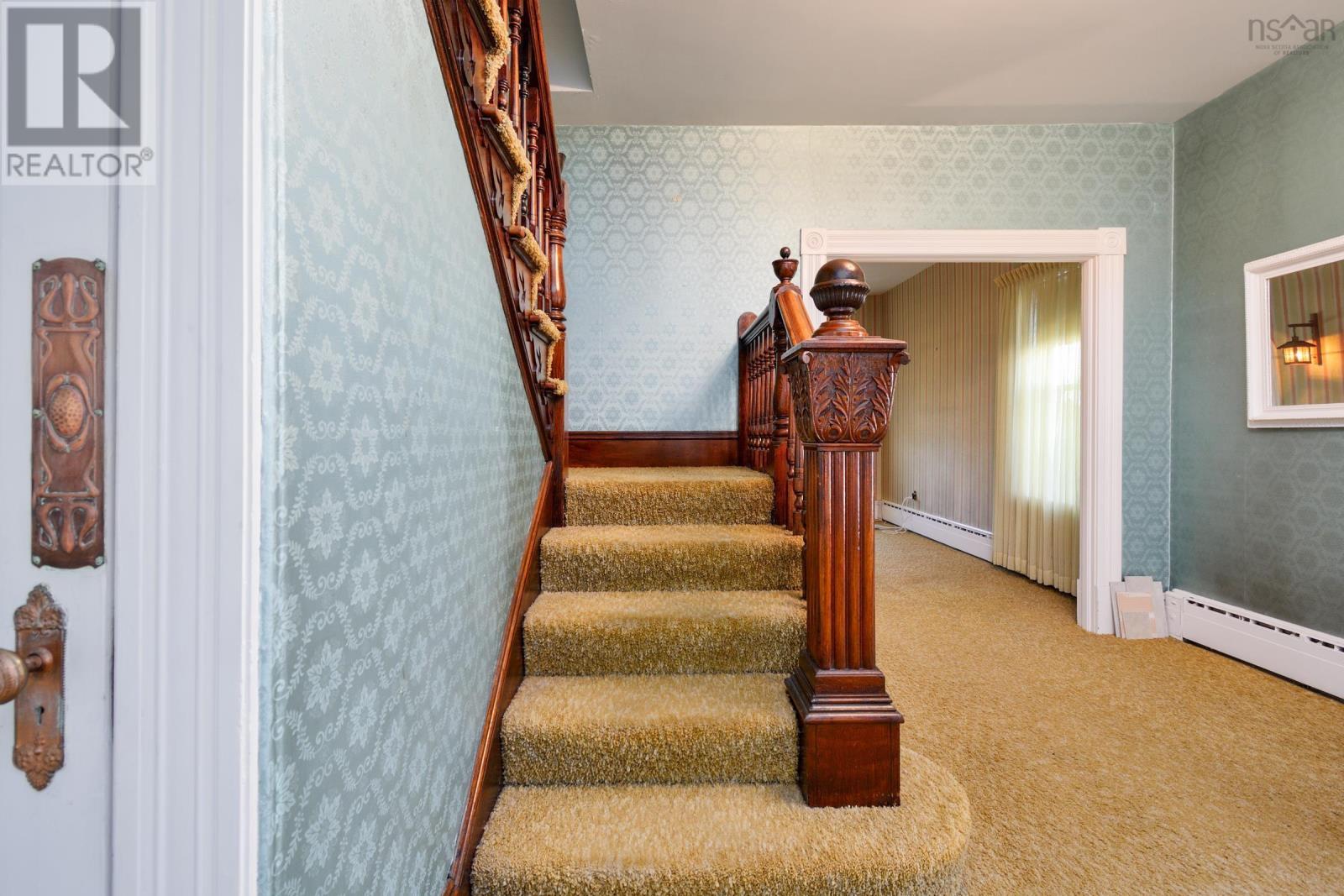 18 Park Street Property Photo 21