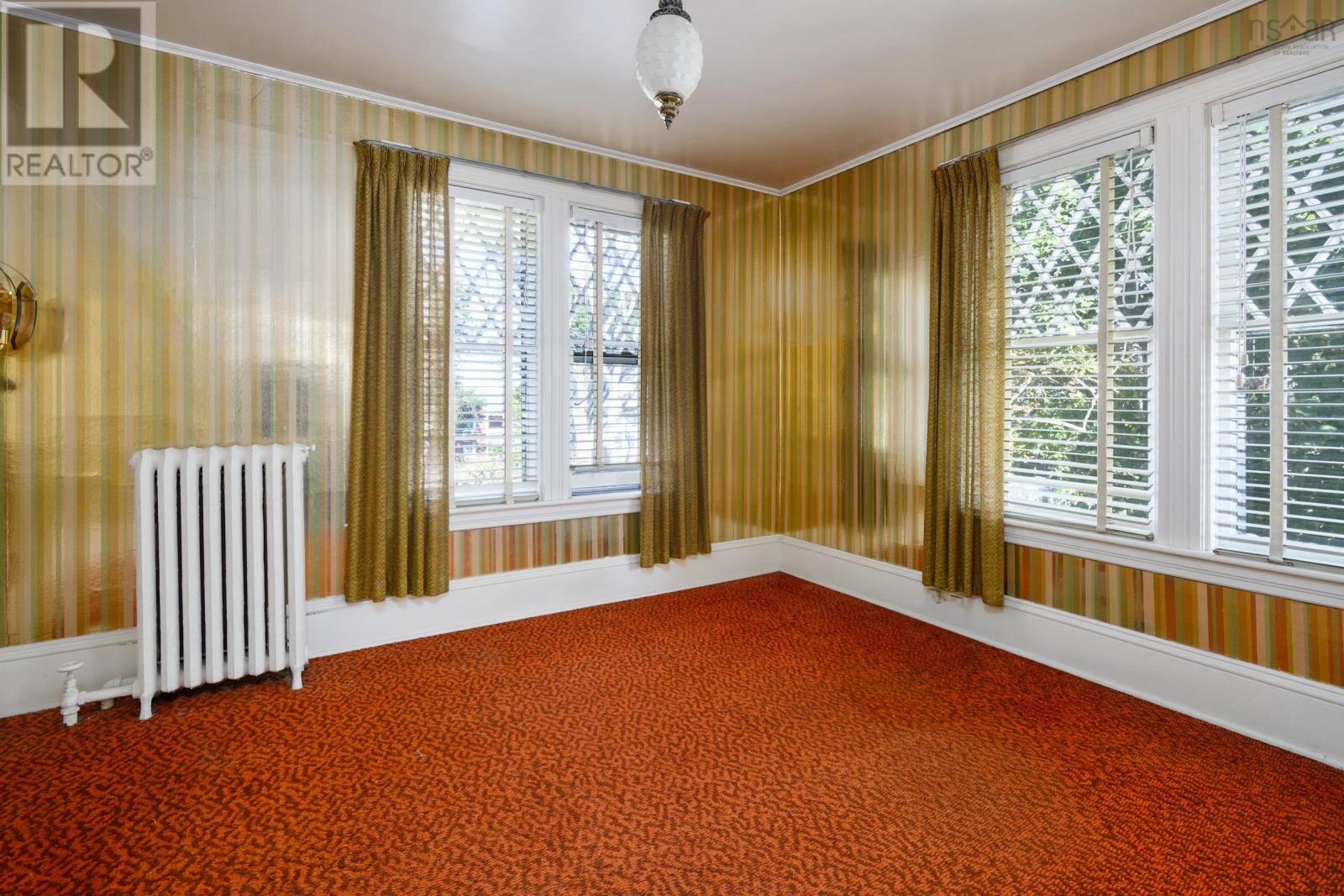 18 Park Street Property Photo 24