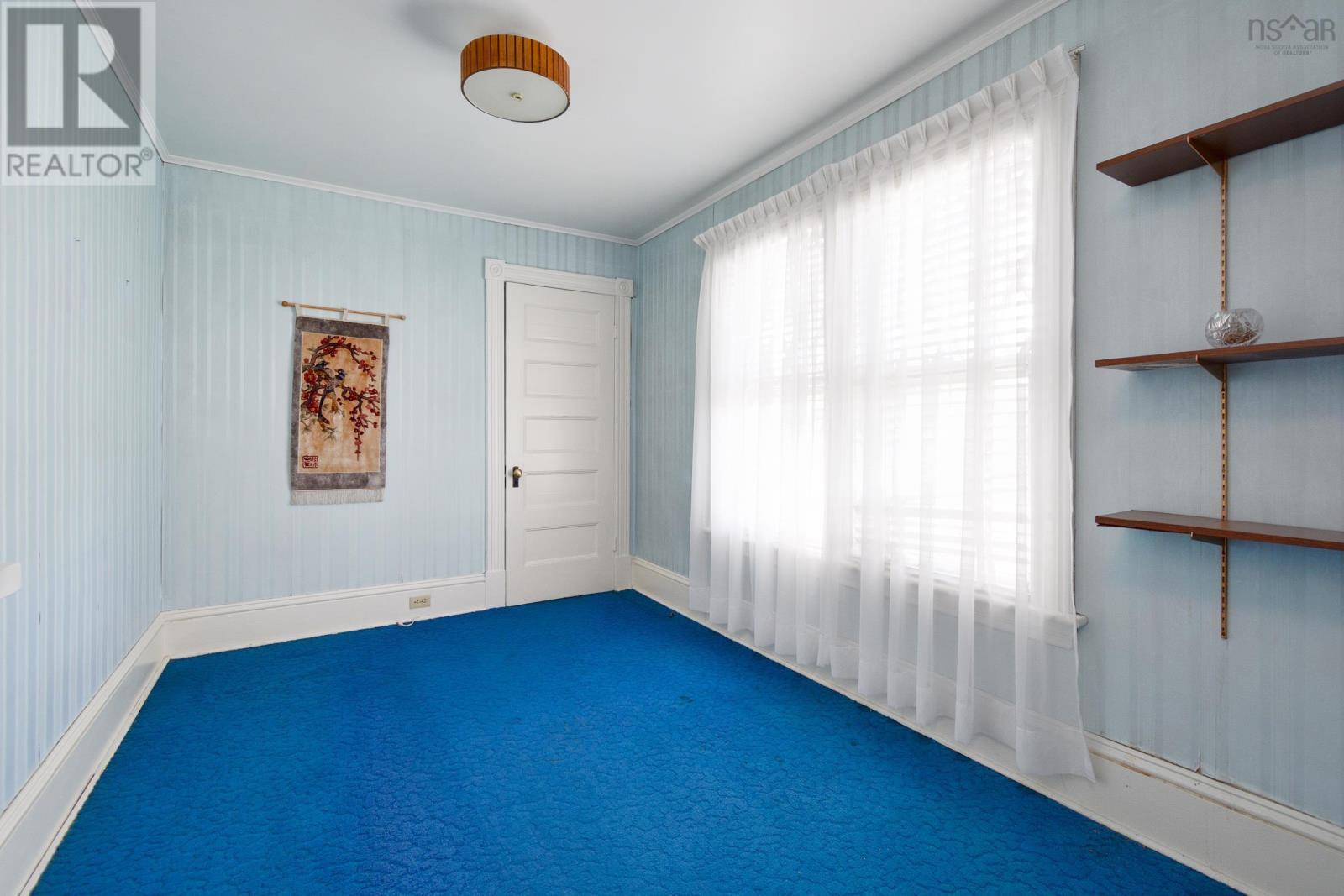 18 Park Street Property Photo 31