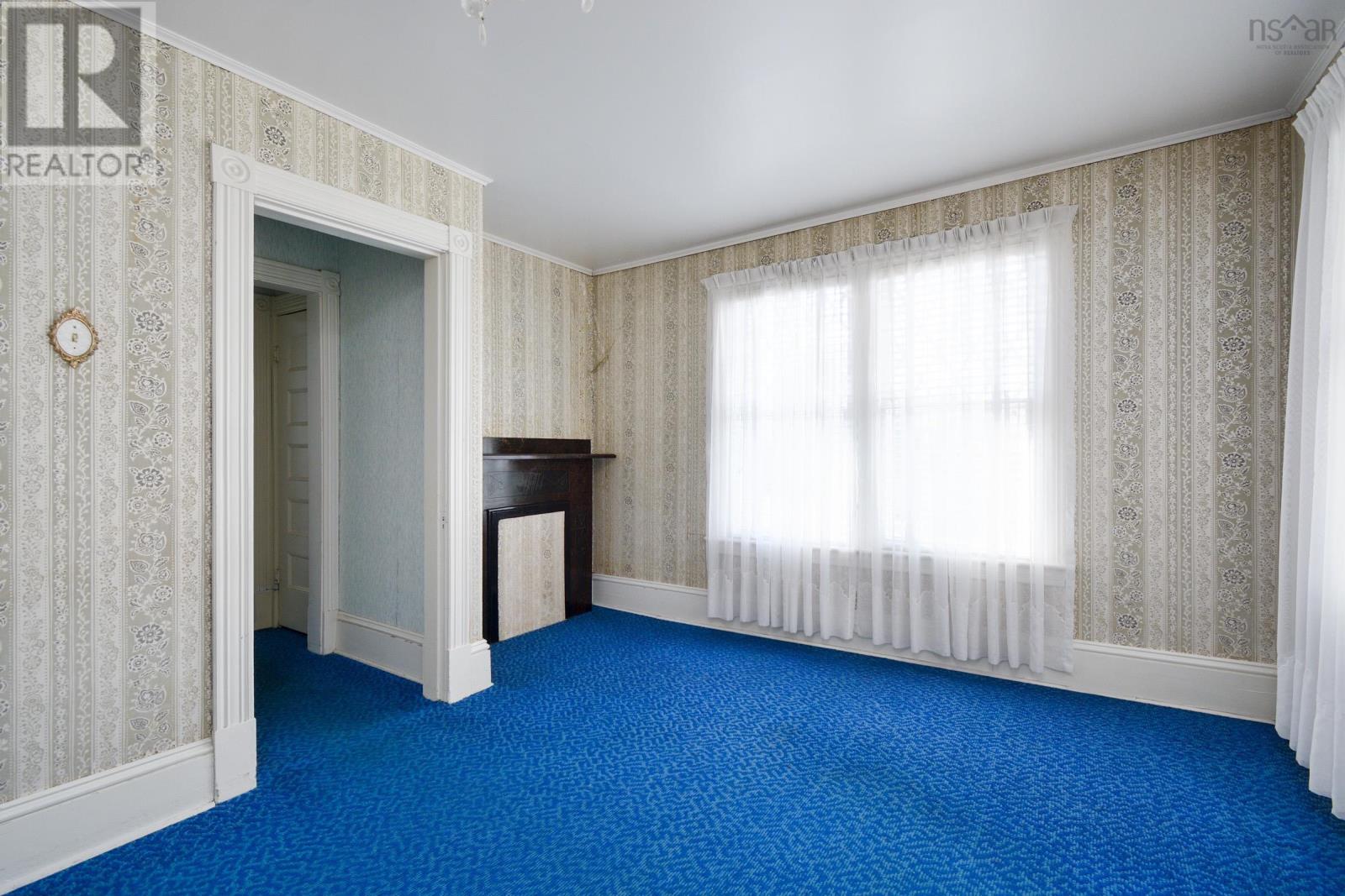 18 Park Street Property Photo 34
