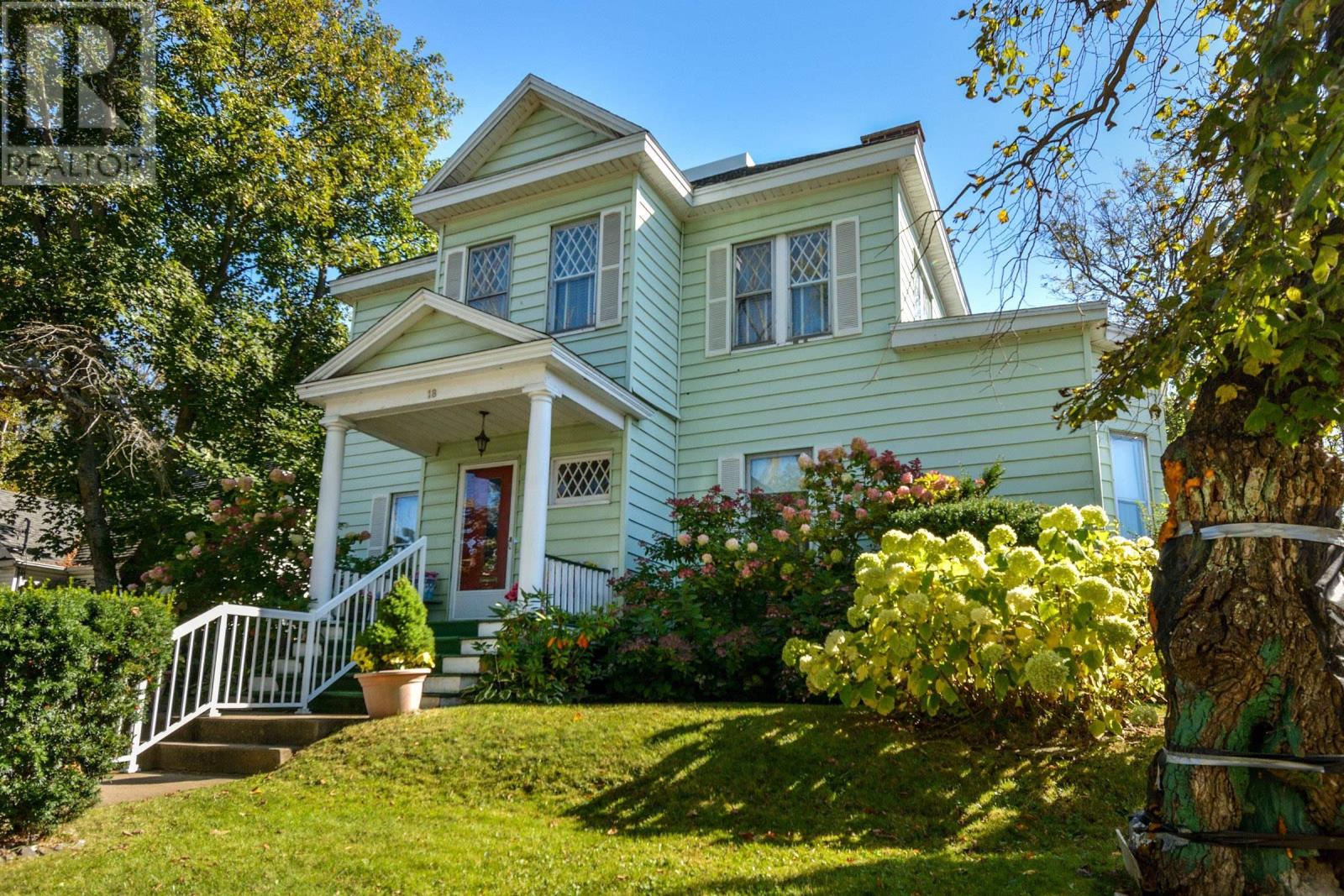 18 Park Street Property Photo 35