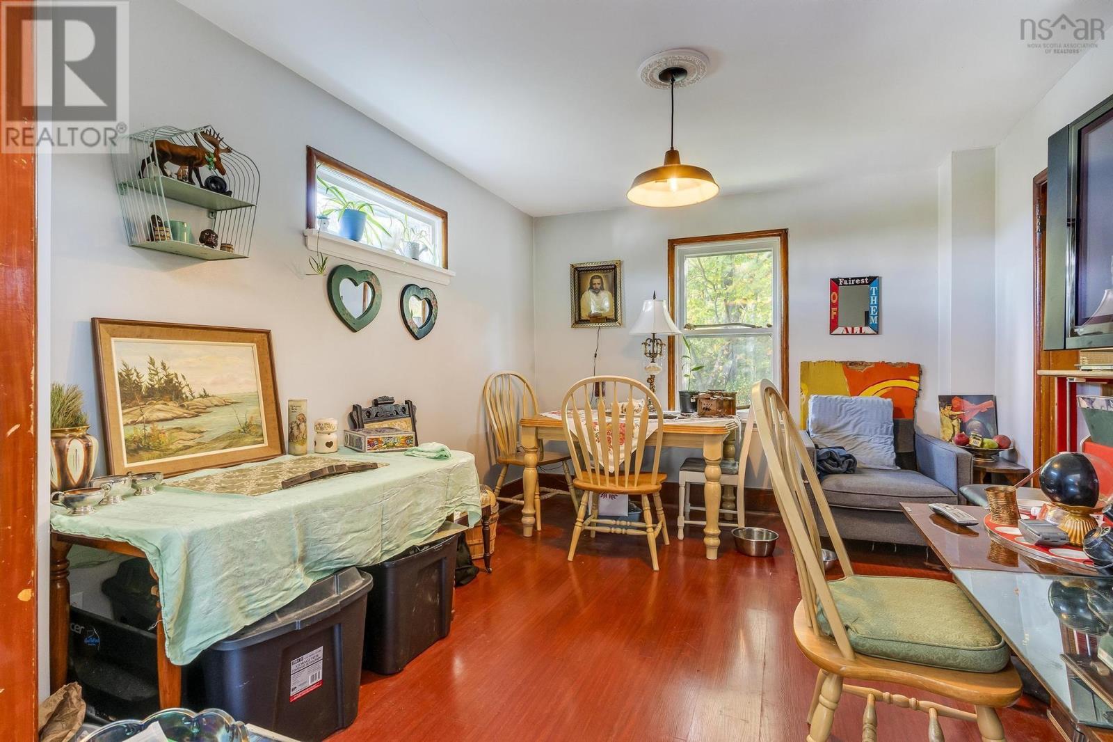 32 Sussex Street Property Photo 7