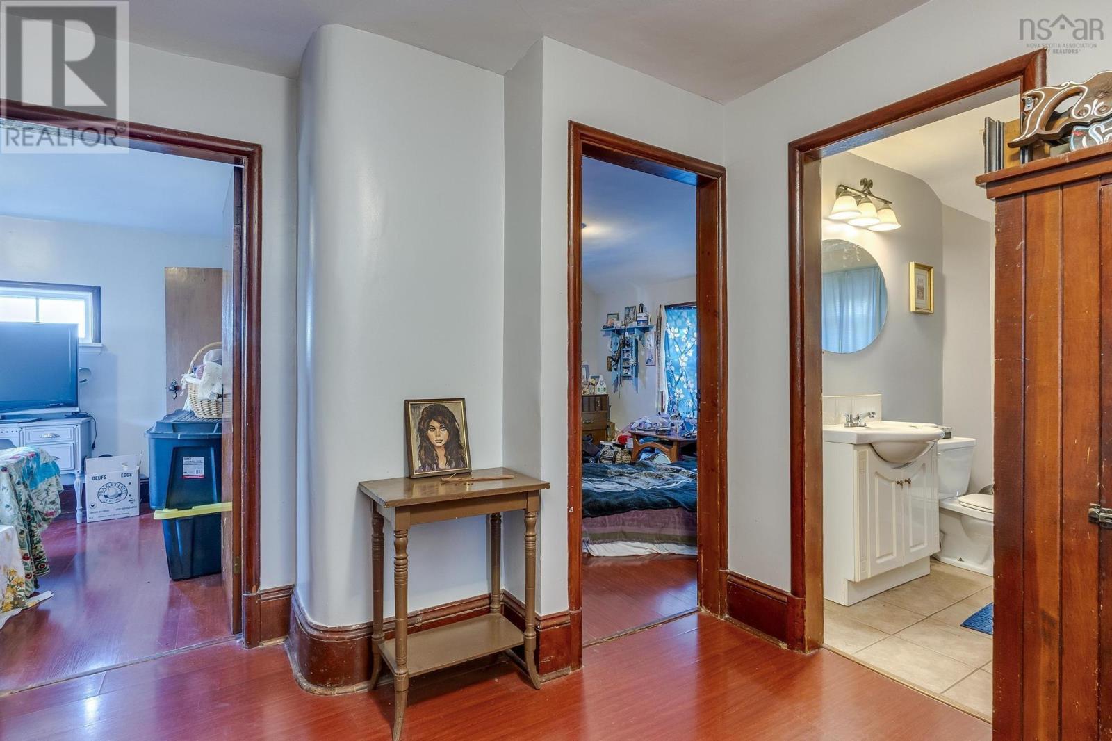 32 Sussex Street Property Photo 15