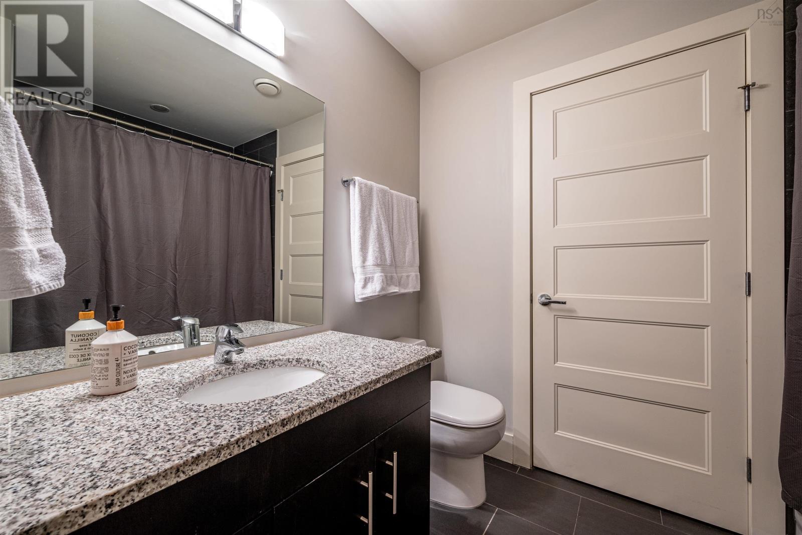 403 15 Kings Wharf Place Property Photo 19