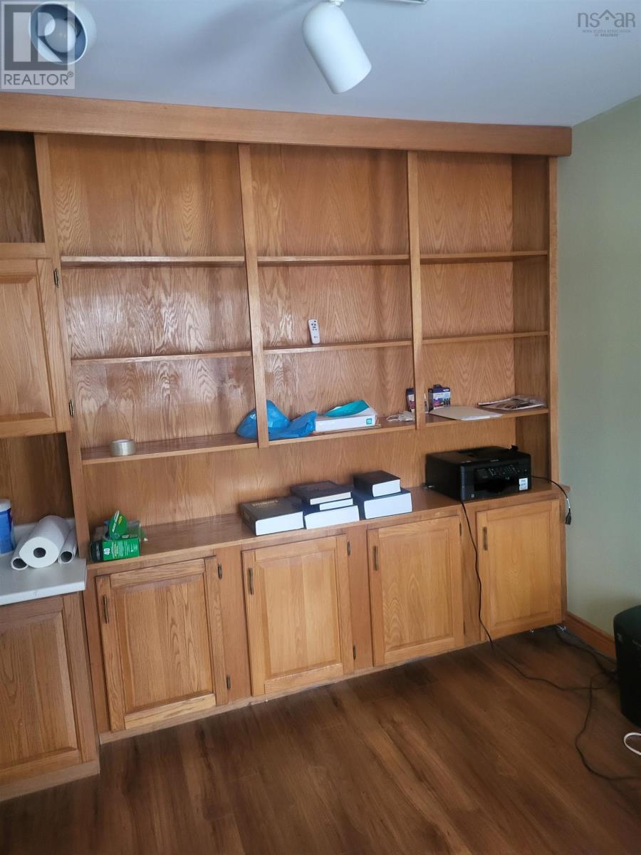 28 Victoria Street Property Photo 10