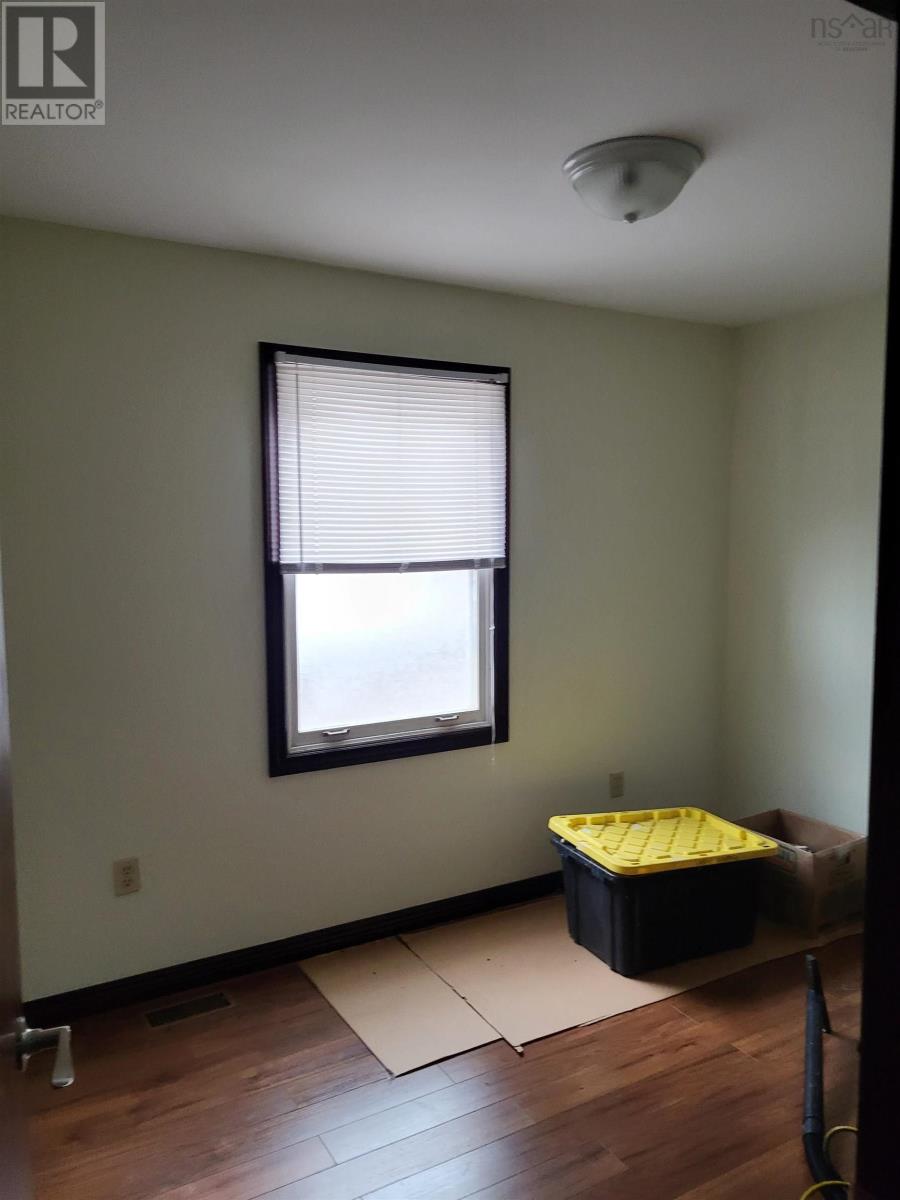 28 Victoria Street Property Photo 9