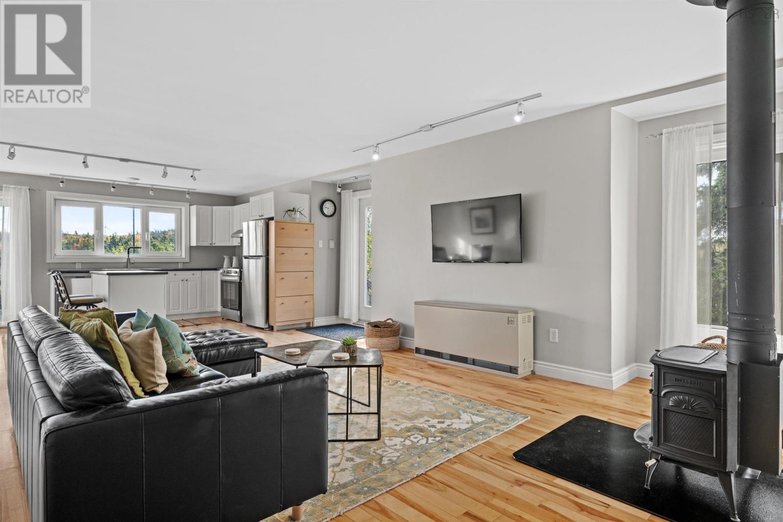 735 Terence Bay Road Property Photo 17
