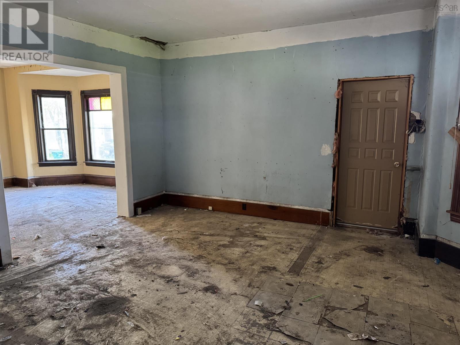 207 Maclean Street Property Photo 4