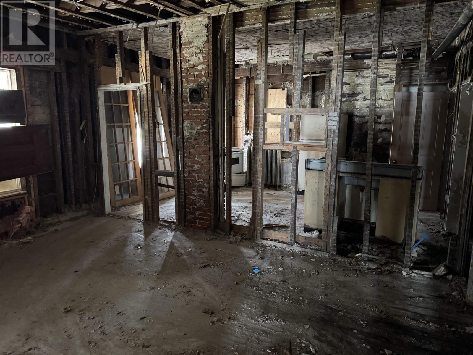 207 Maclean Street Property Photo 7