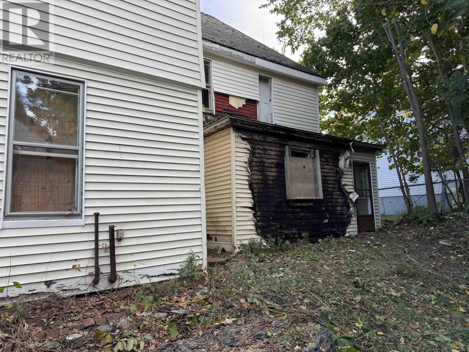 207 Maclean Street Property Photo 11