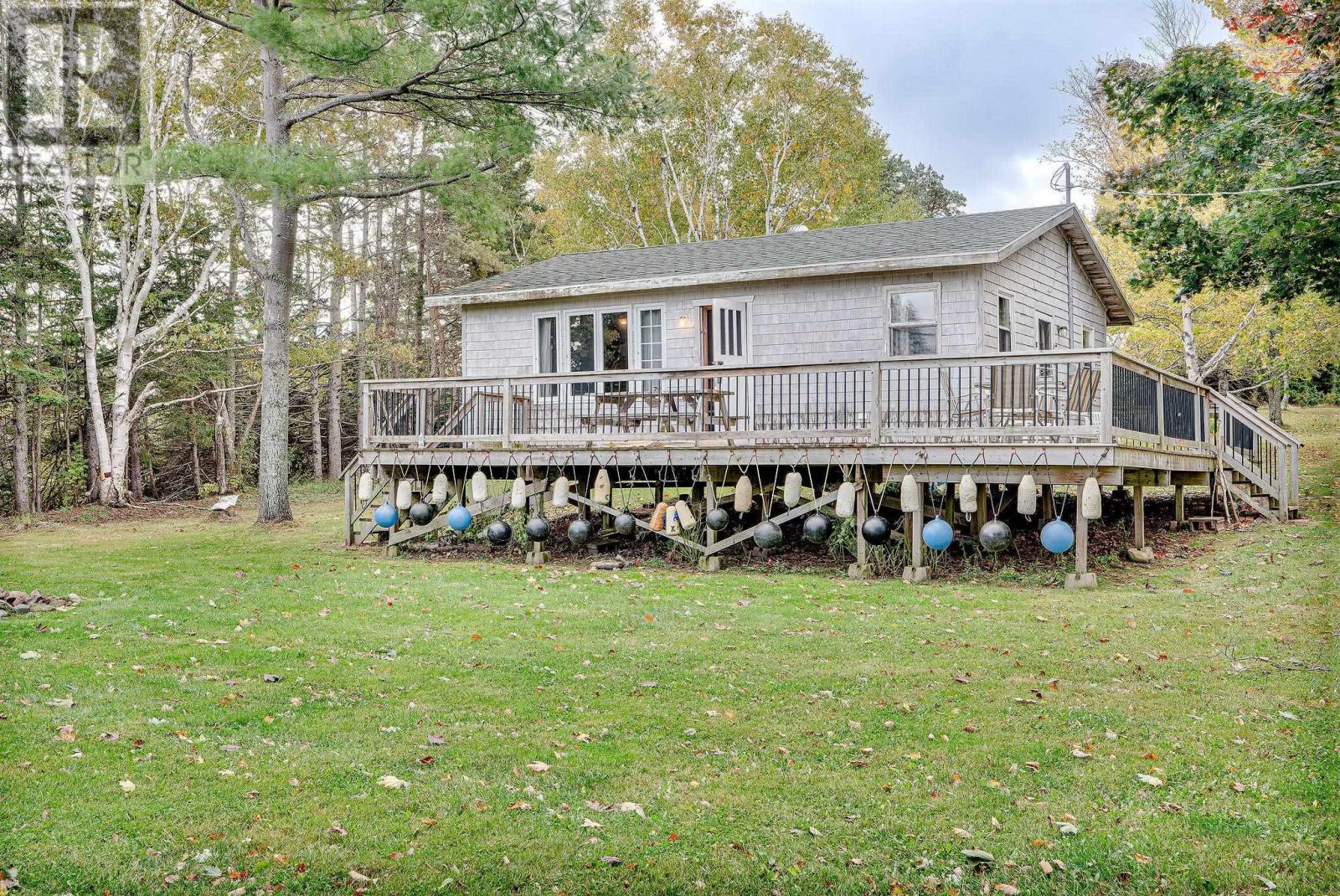 5 Willy's Lane Property Photo 1
