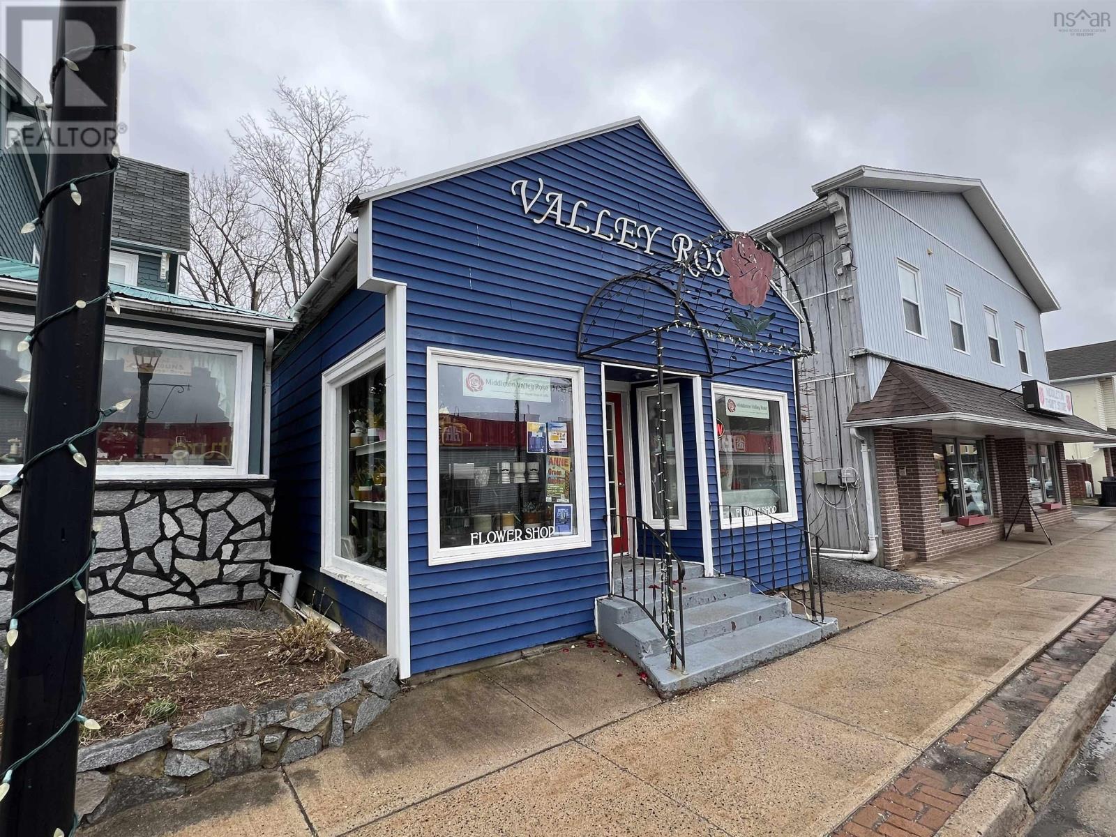 56 Commercial Street Property Photo 1
