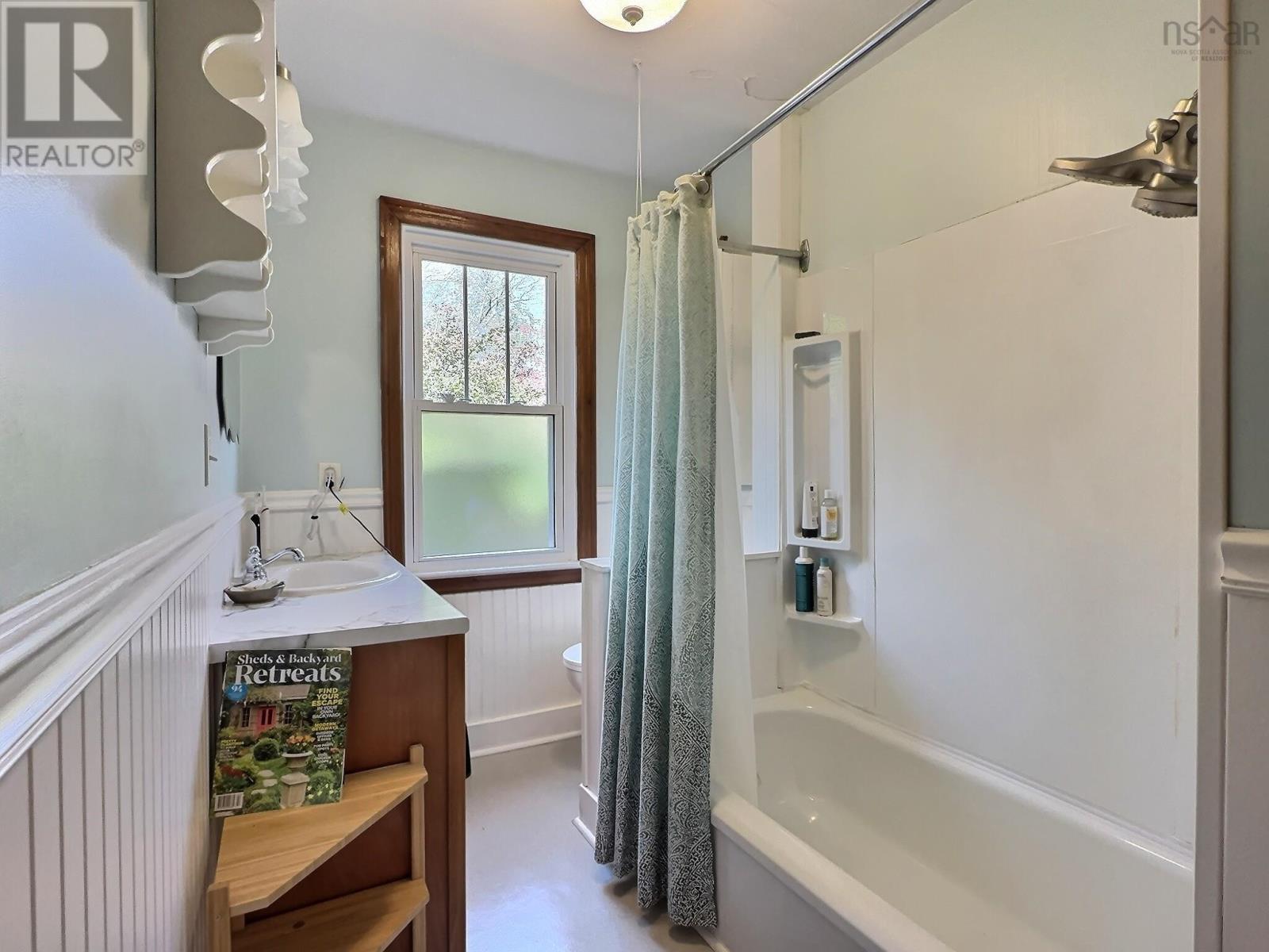 408 Salmon River Road Property Photo 7