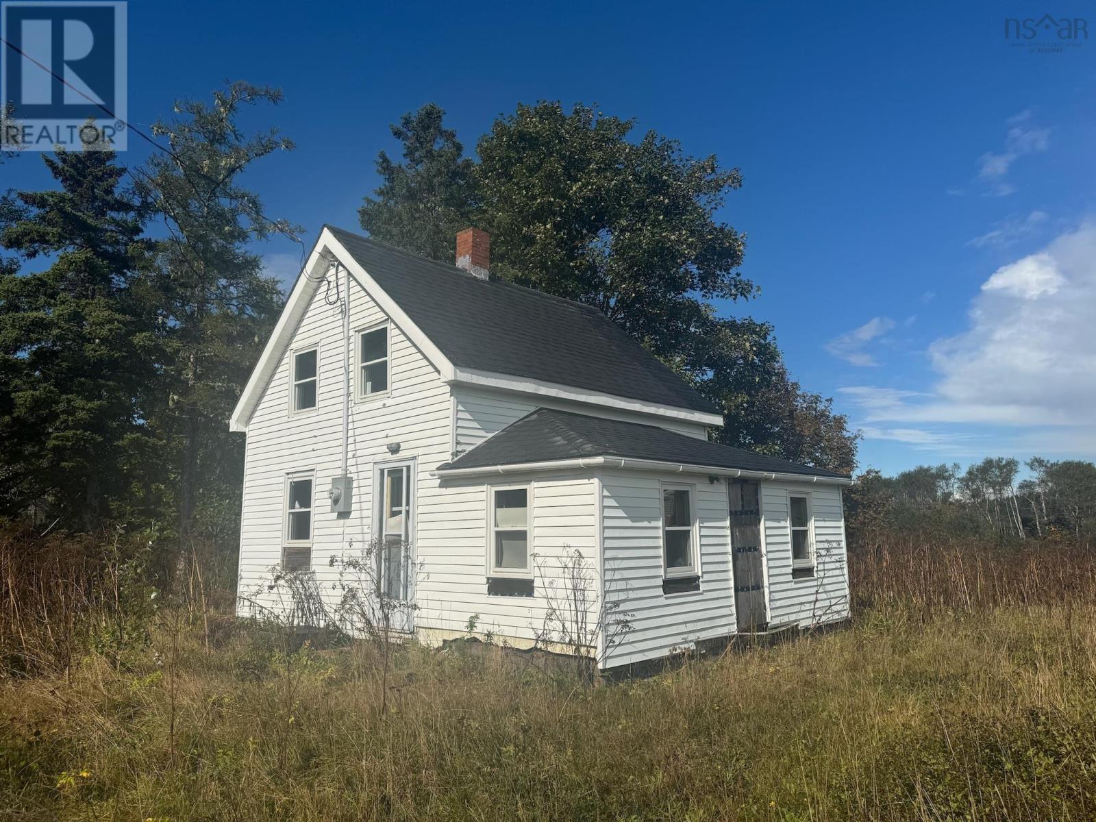 719 Descousse-cap La Ronde Road Property Photo 8