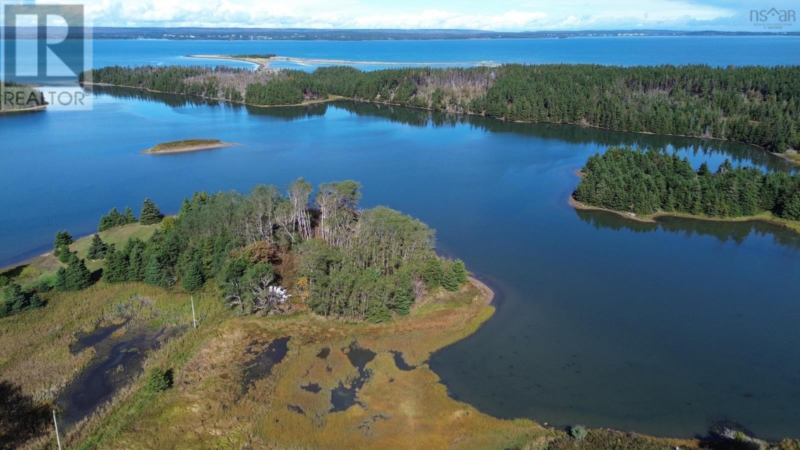 719 Descousse-cap La Ronde Road Property Photo 30