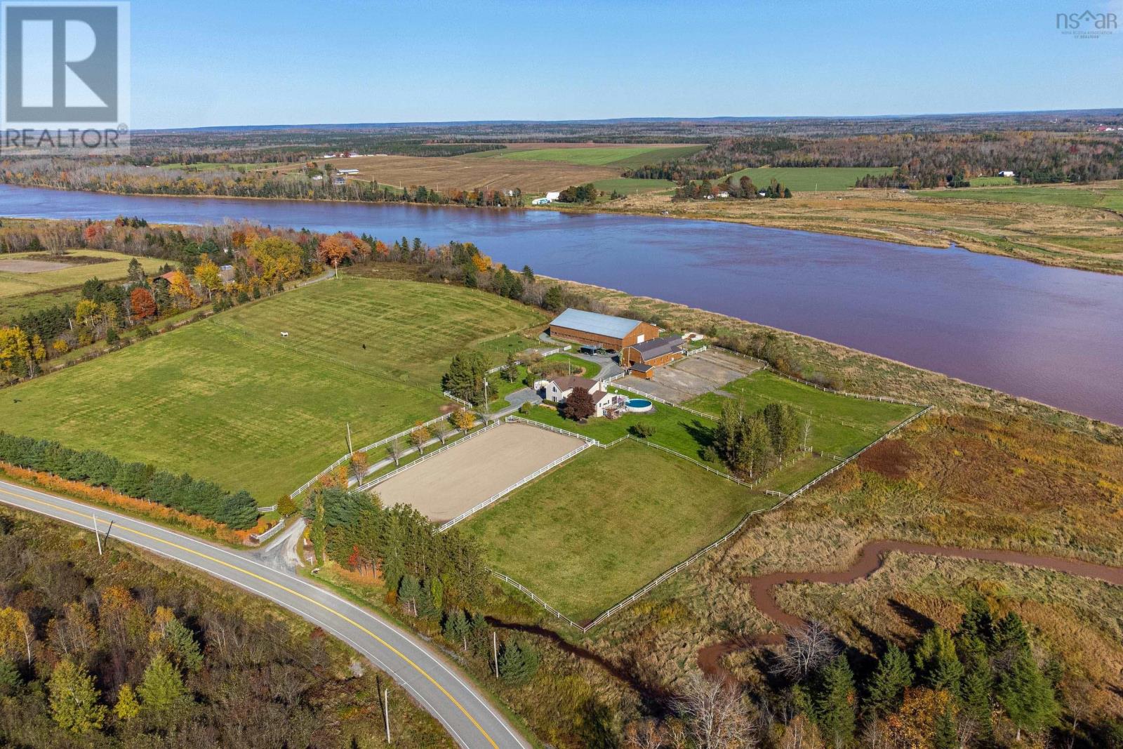 13155 Highway 215 Property Photo 2
