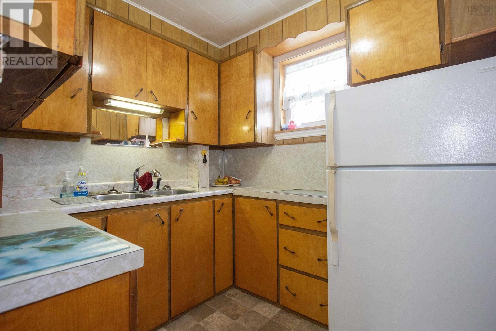 2696 Barronsfield Road Property Photo 23