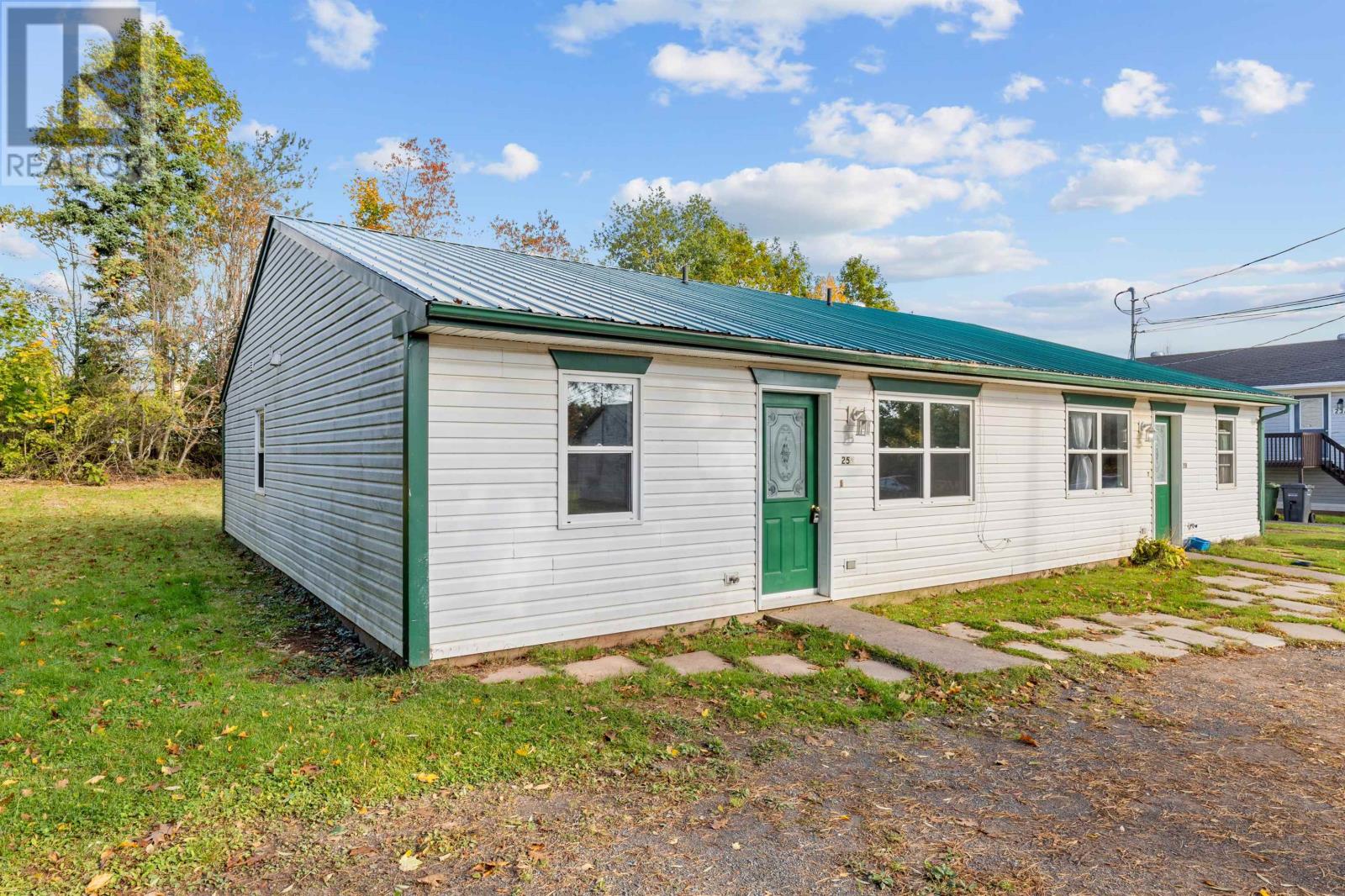25 Maclaren Avenue Property Photo 5