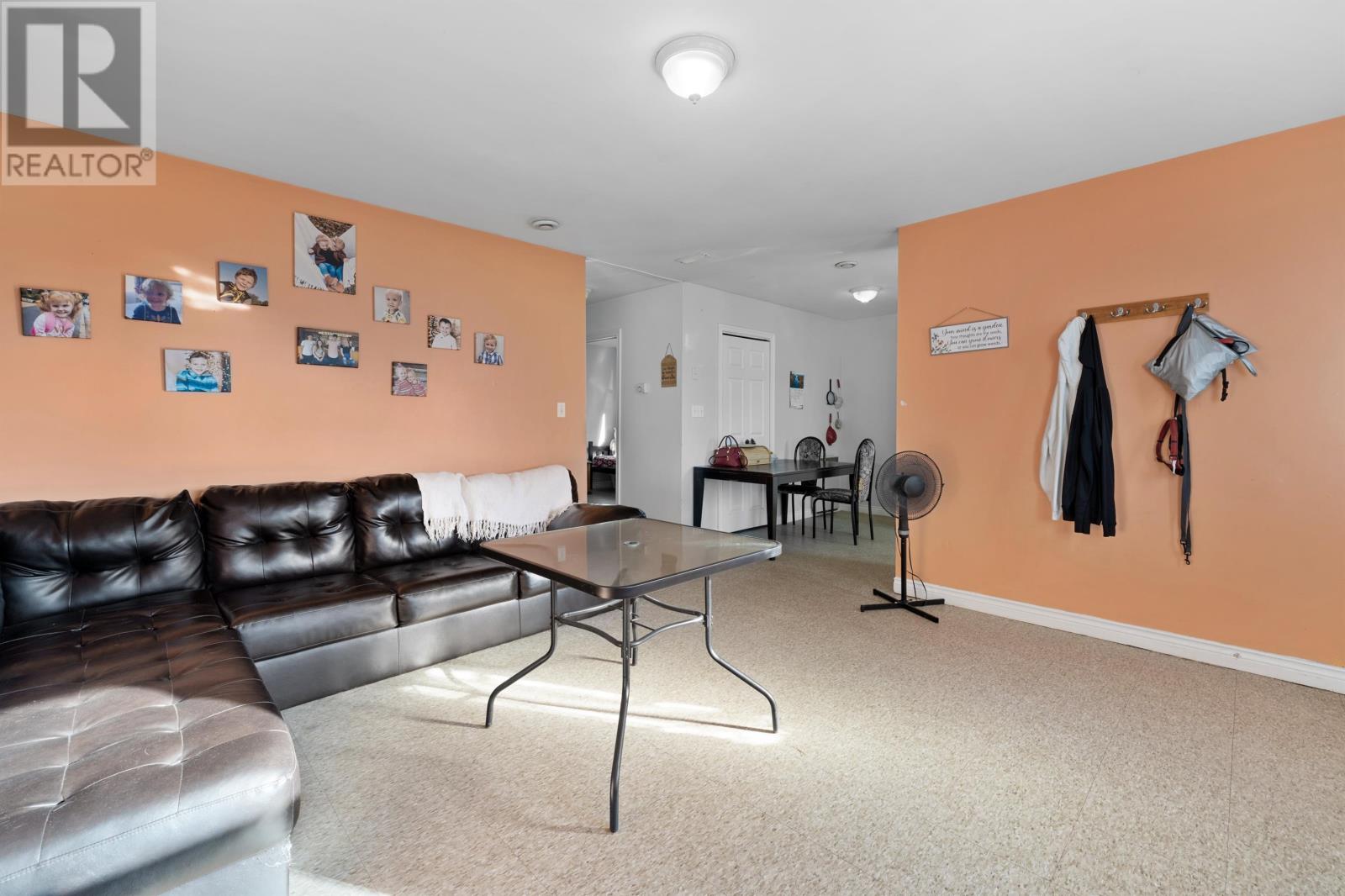 25 Maclaren Avenue Property Photo 9
