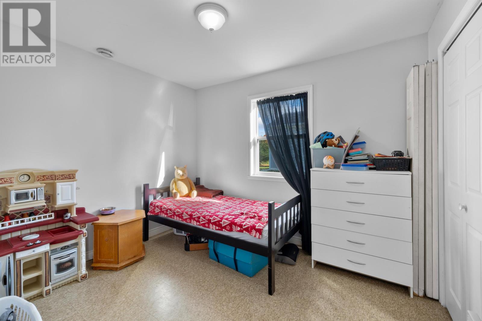25 Maclaren Avenue Property Photo 15