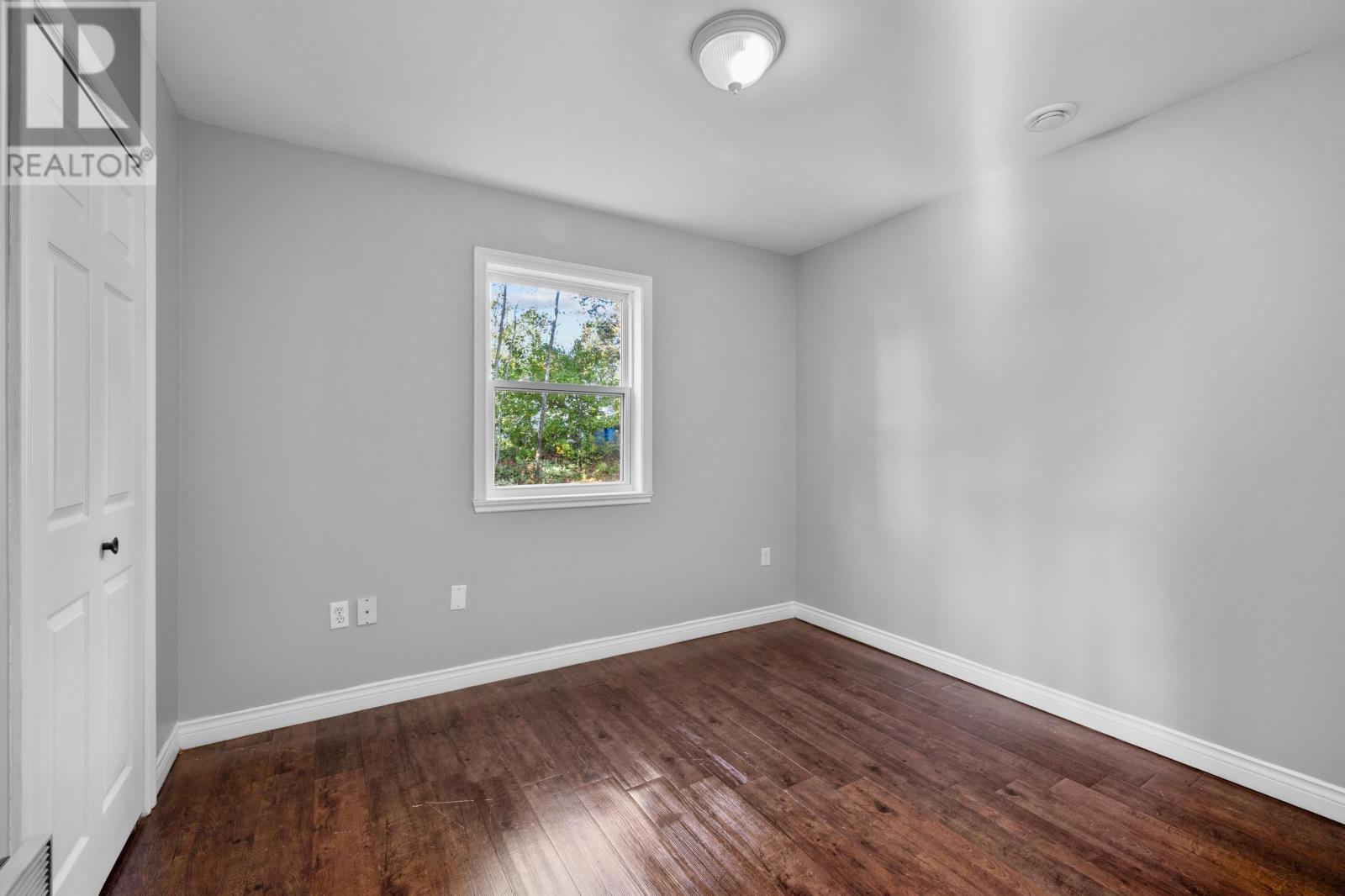 25 Maclaren Avenue Property Photo 31