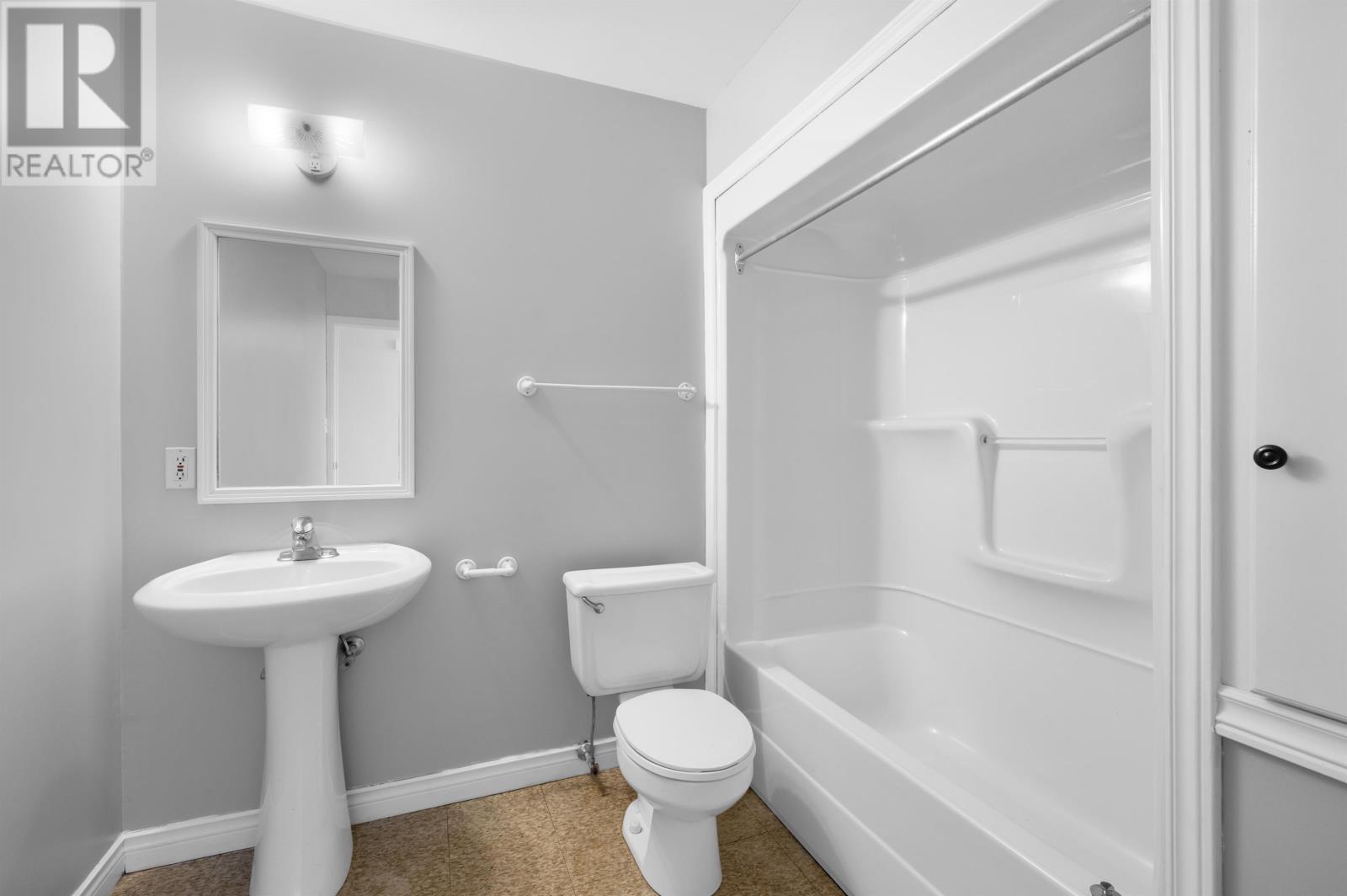 25 Maclaren Avenue Property Photo 34