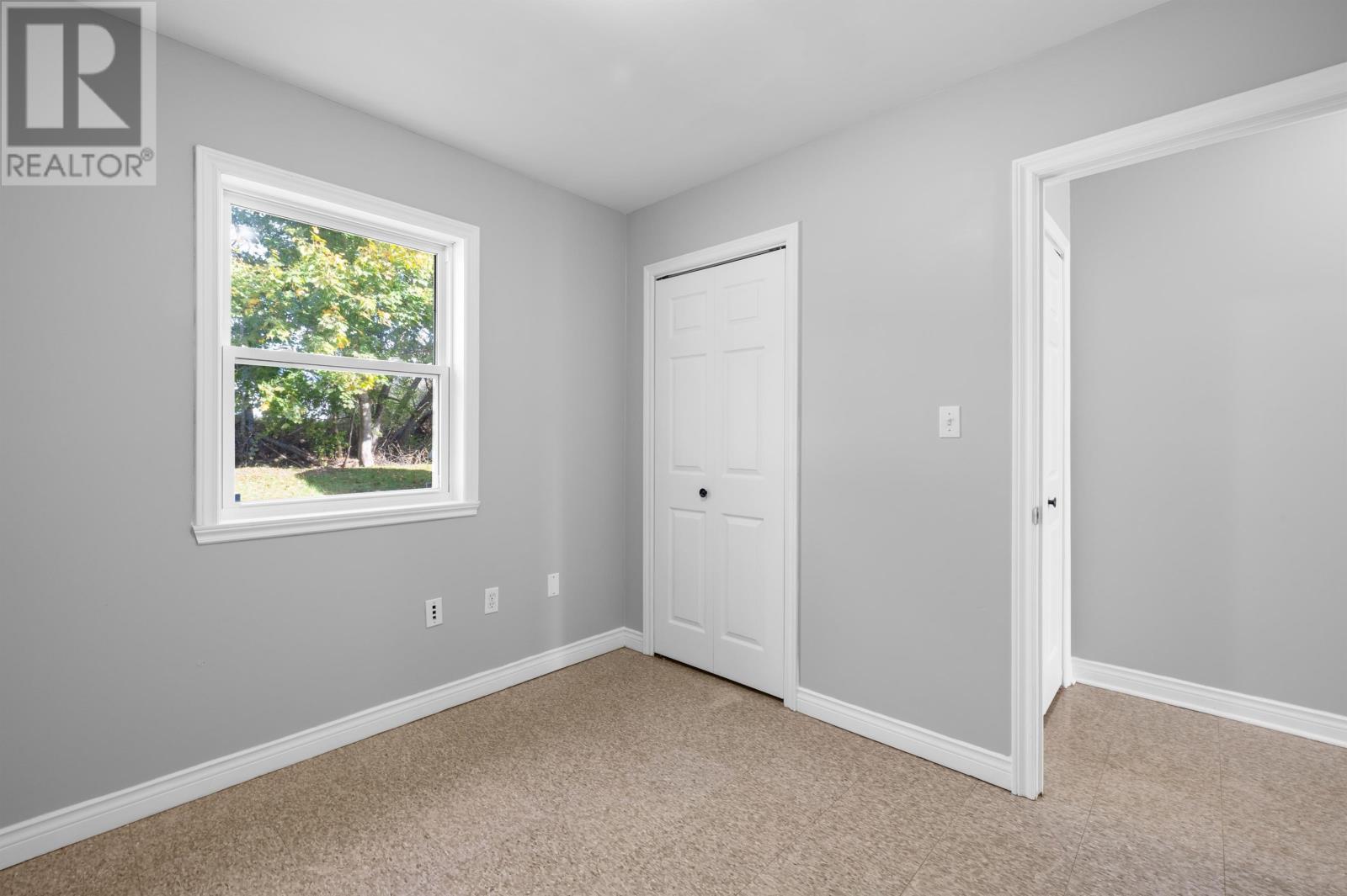 25 Maclaren Avenue Property Photo 38