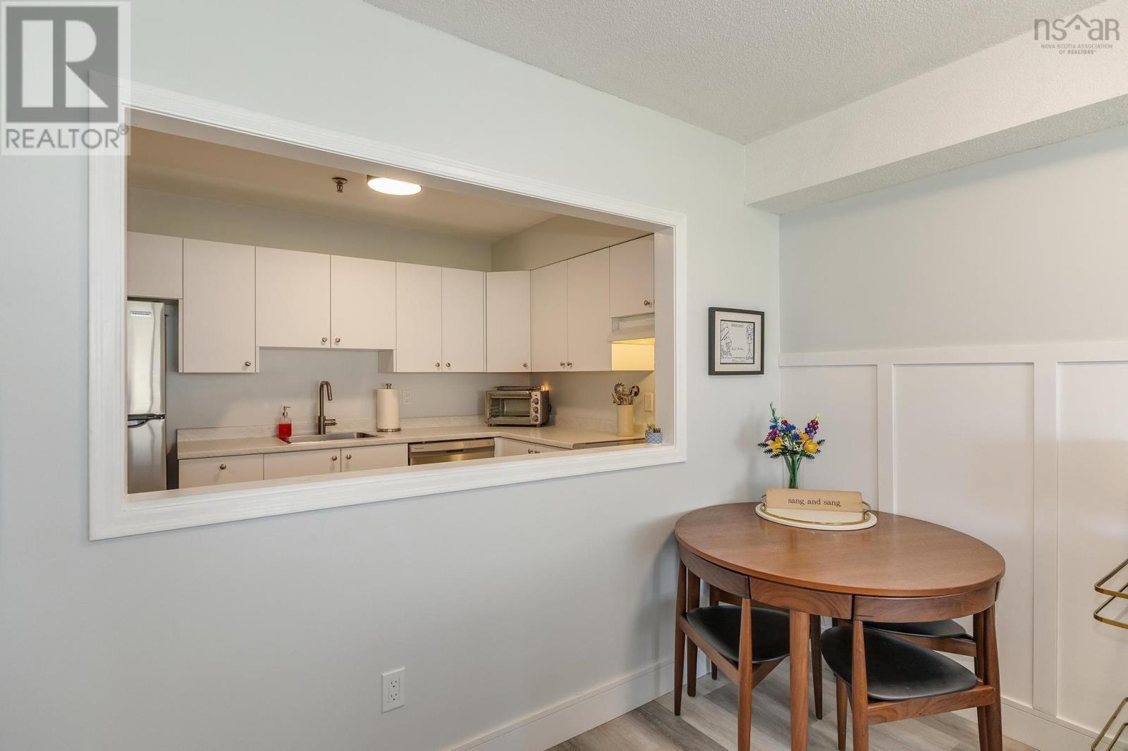 105 51 River Lane Property Photo 15