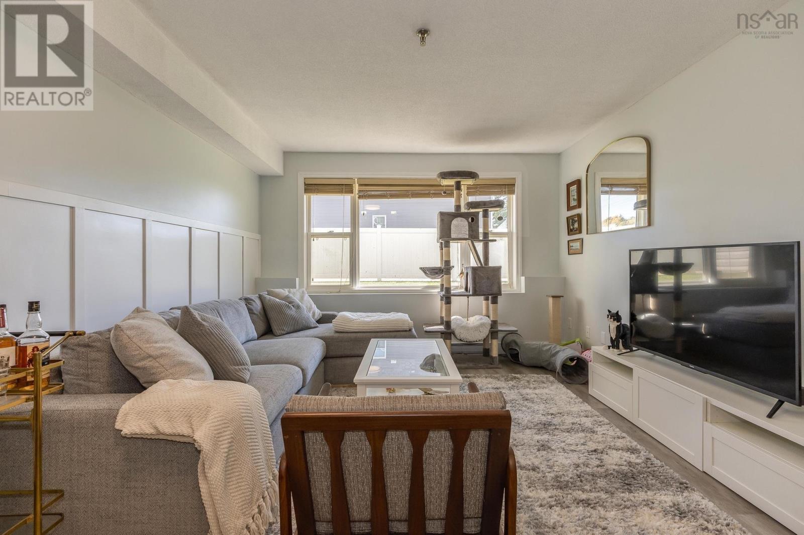105 51 River Lane Property Photo 18