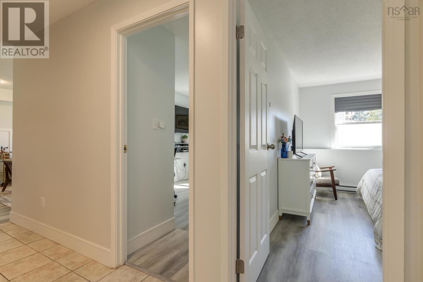 105 51 River Lane Property Photo 23
