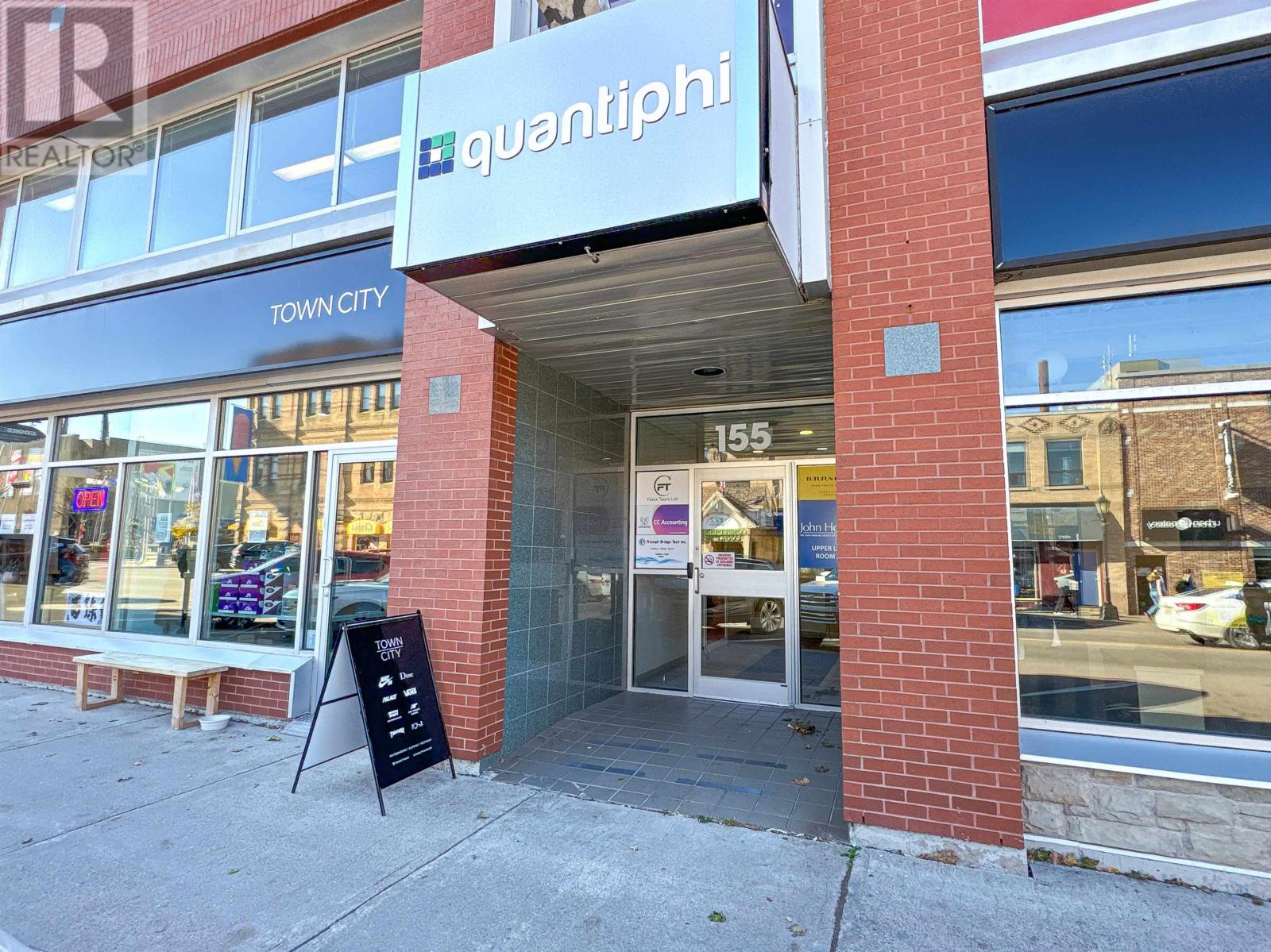 155 Queen Street Property Photo 3