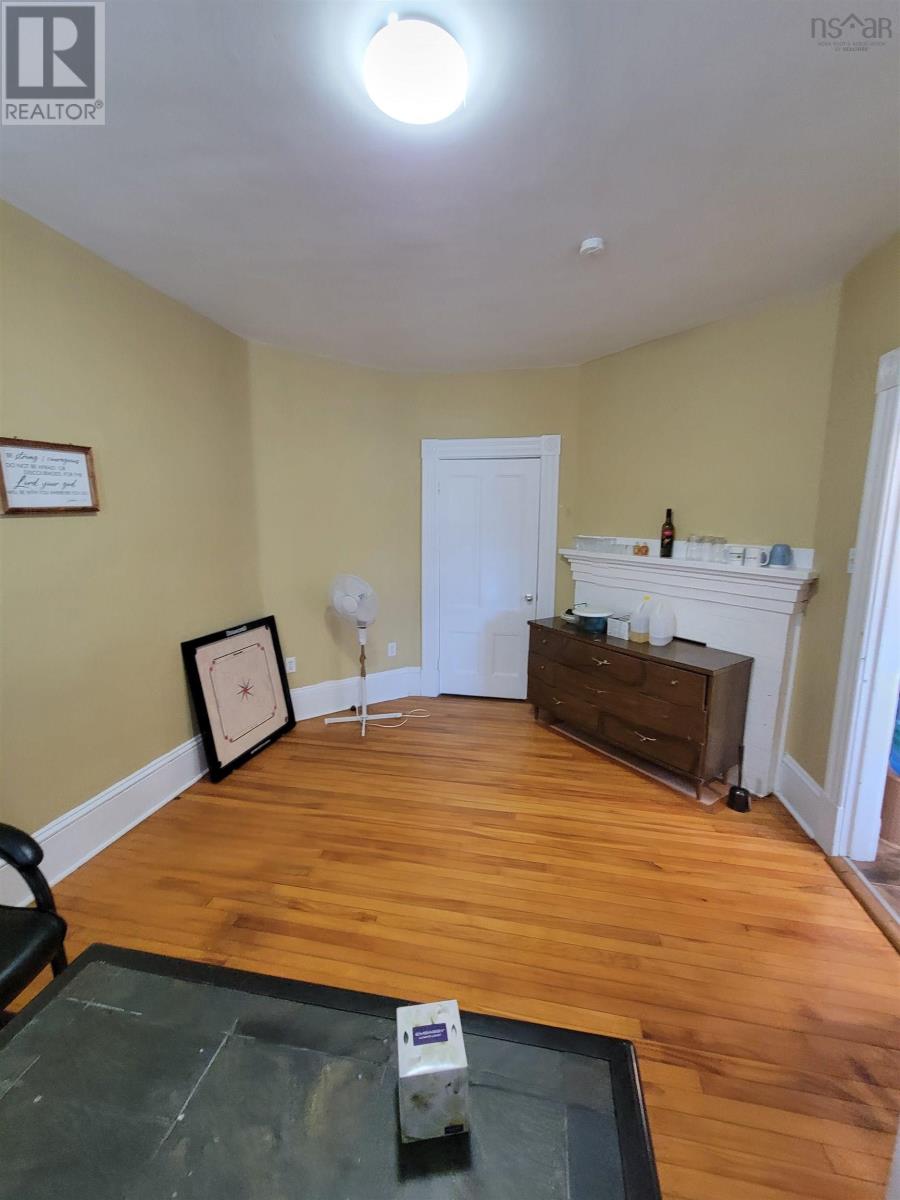 263 Bentinck Street Property Photo 10