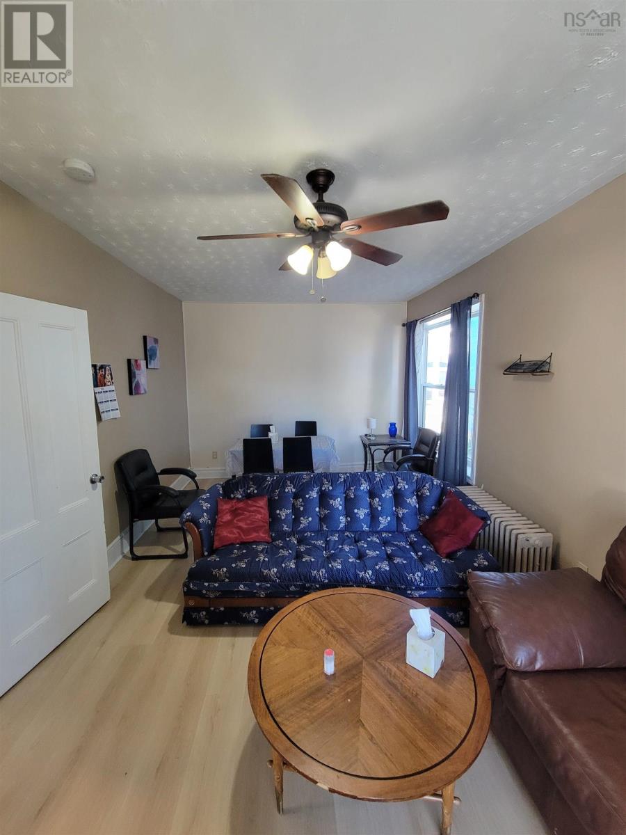 263 Bentinck Street Property Photo 13