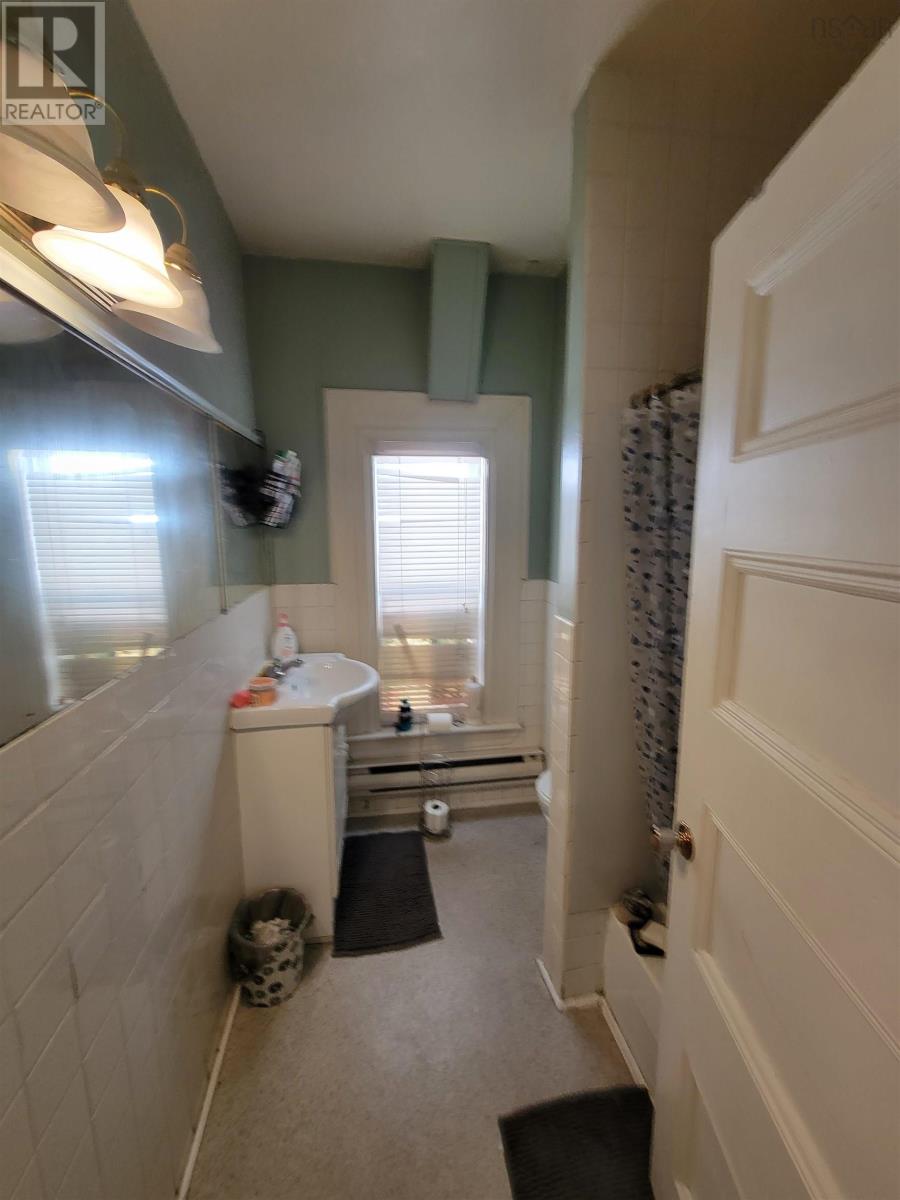 273 Bentinck Street Property Photo 6