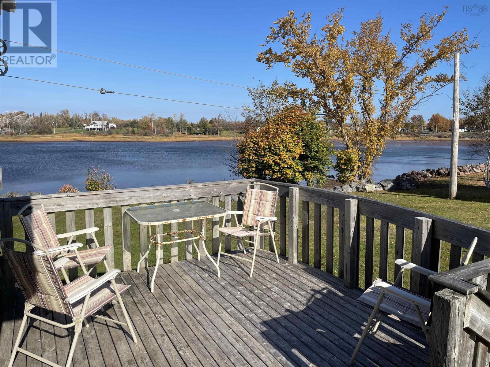 1729 Highway 6 Property Photo 5