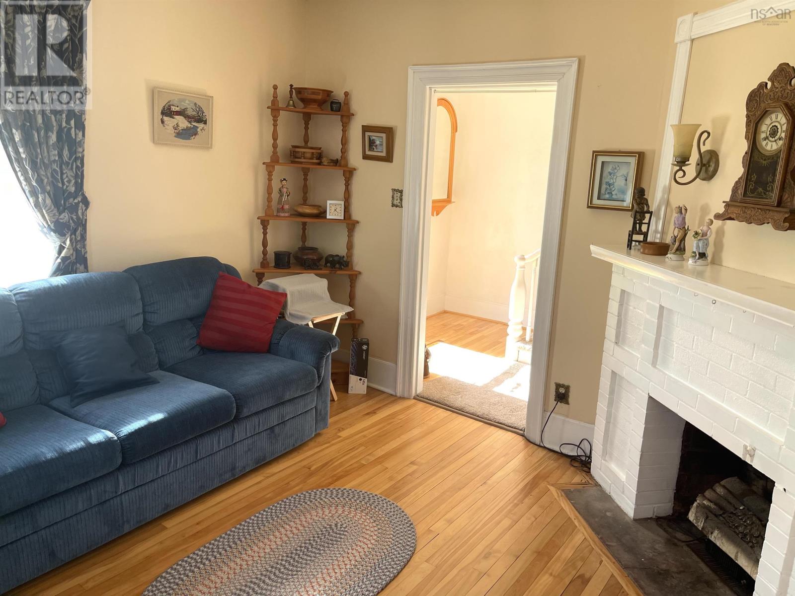 1729 Highway 6 Property Photo 17