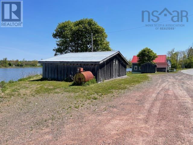 1729 Highway 6 Property Photo 33