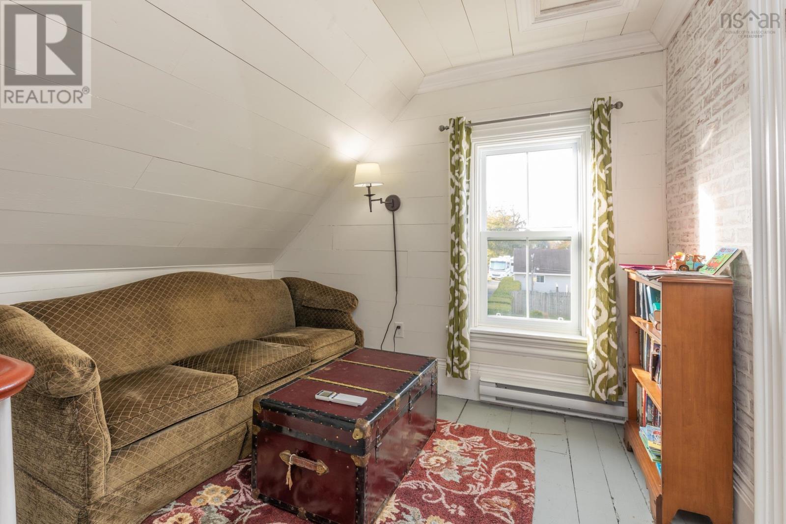 24 Albert Street Property Photo 18