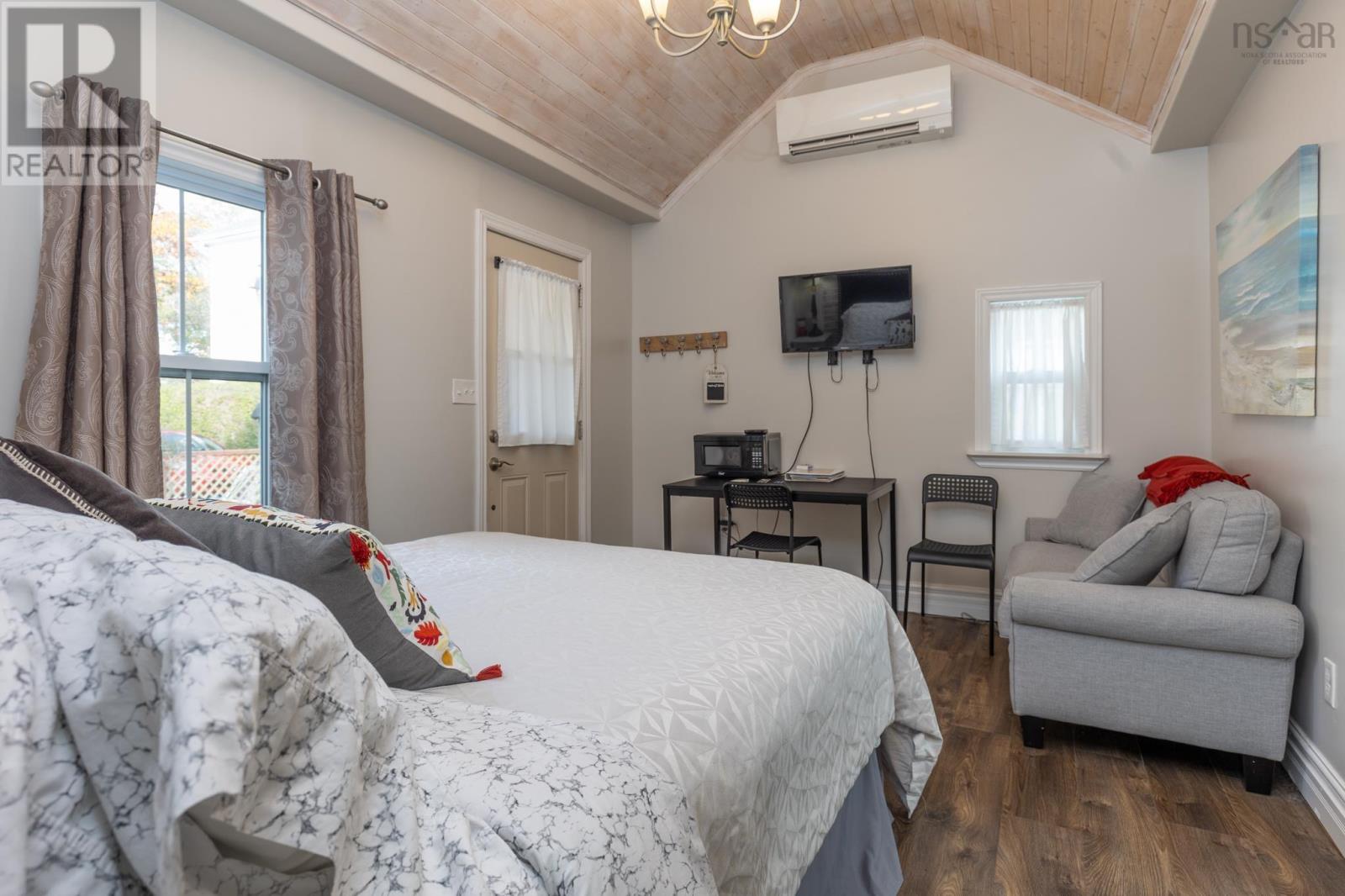 24 Albert Street Property Photo 30